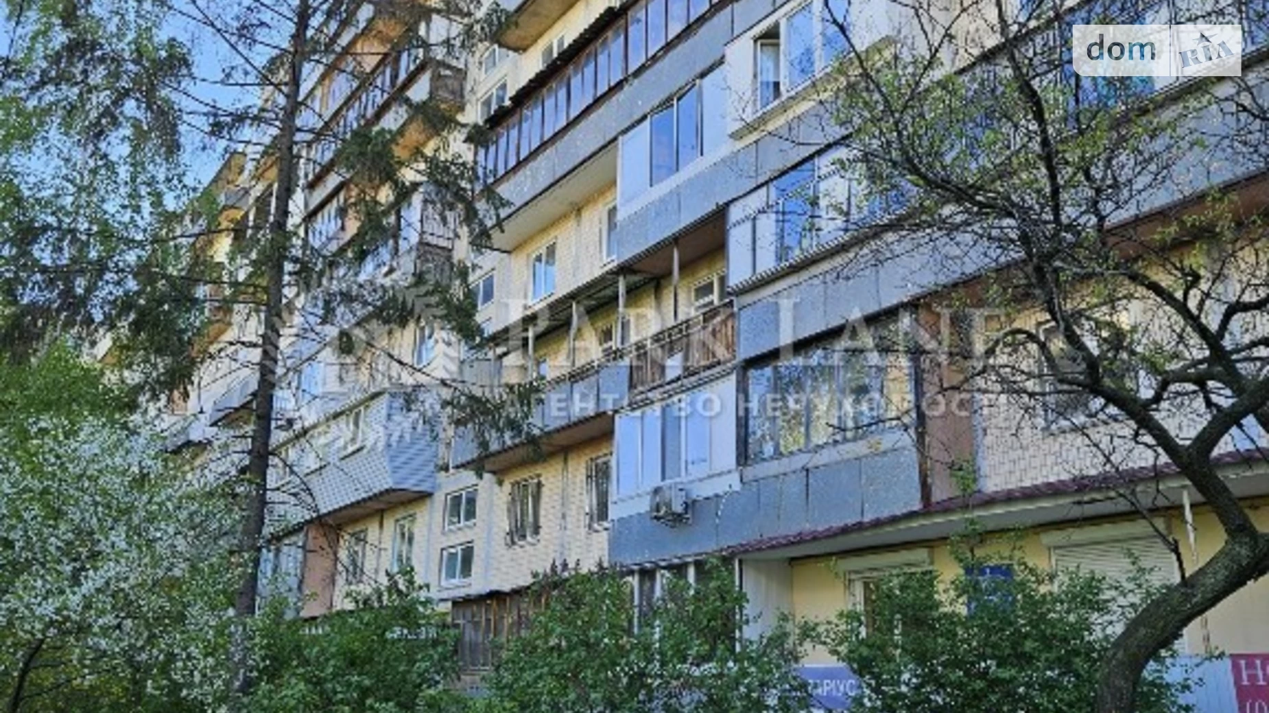 Продается 3-комнатная квартира 62 кв. м в Киеве, просп. Павла Тычины, 9