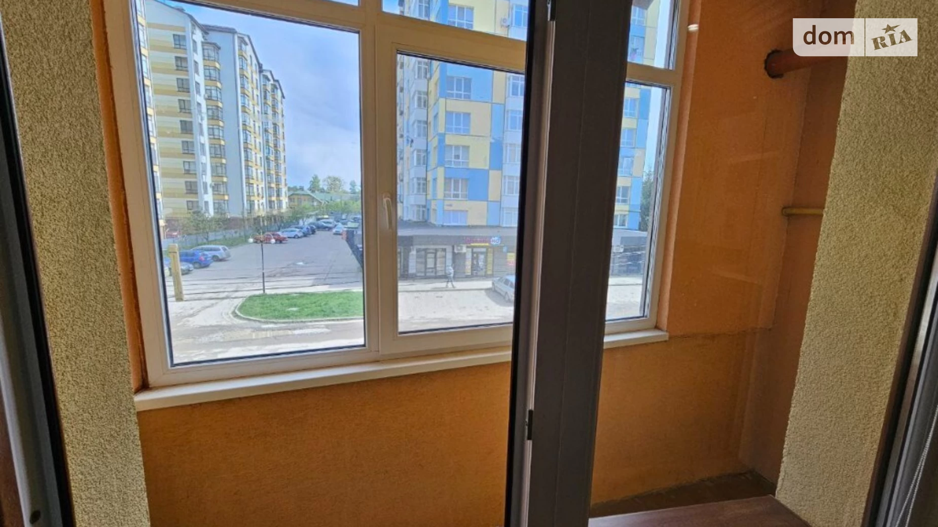 Продается 2-комнатная квартира 55 кв. м в Ивано-Франковске, ул. Довженко А., 29Г