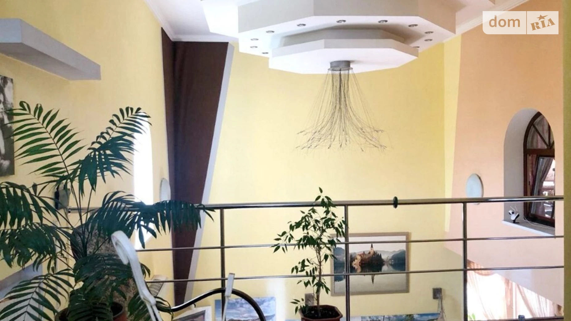 Продается дом на 2 этажа 280 кв. м с террасой, цена: 152000 € - фото 2