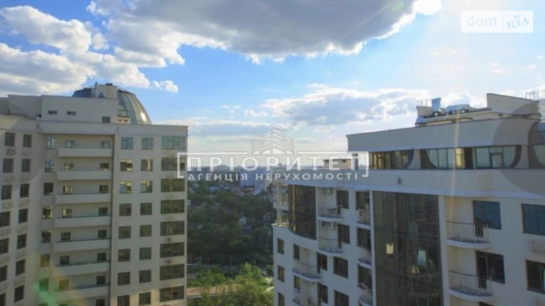 Продается 1-комнатная квартира 50 кв. м в Одессе, плато Гагаринское