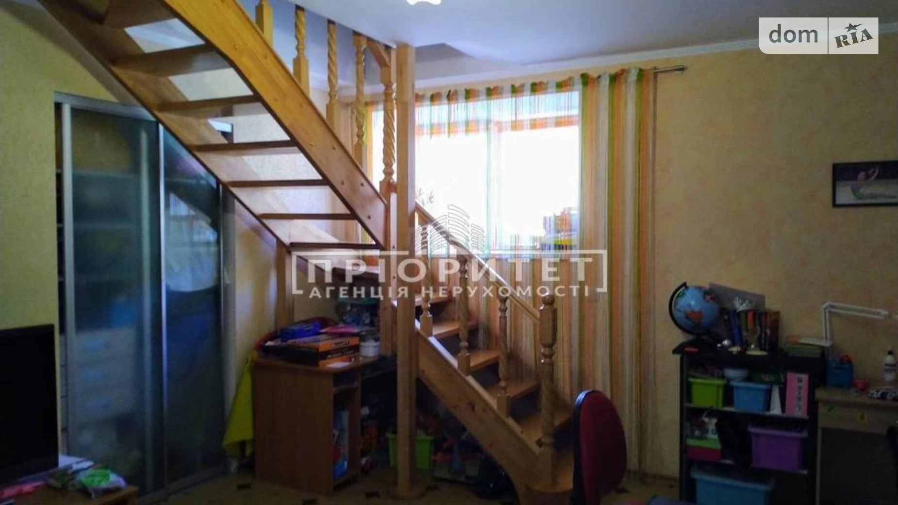 Продается 2-комнатная квартира 96 кв. м в Одессе, ул. Леонтовича