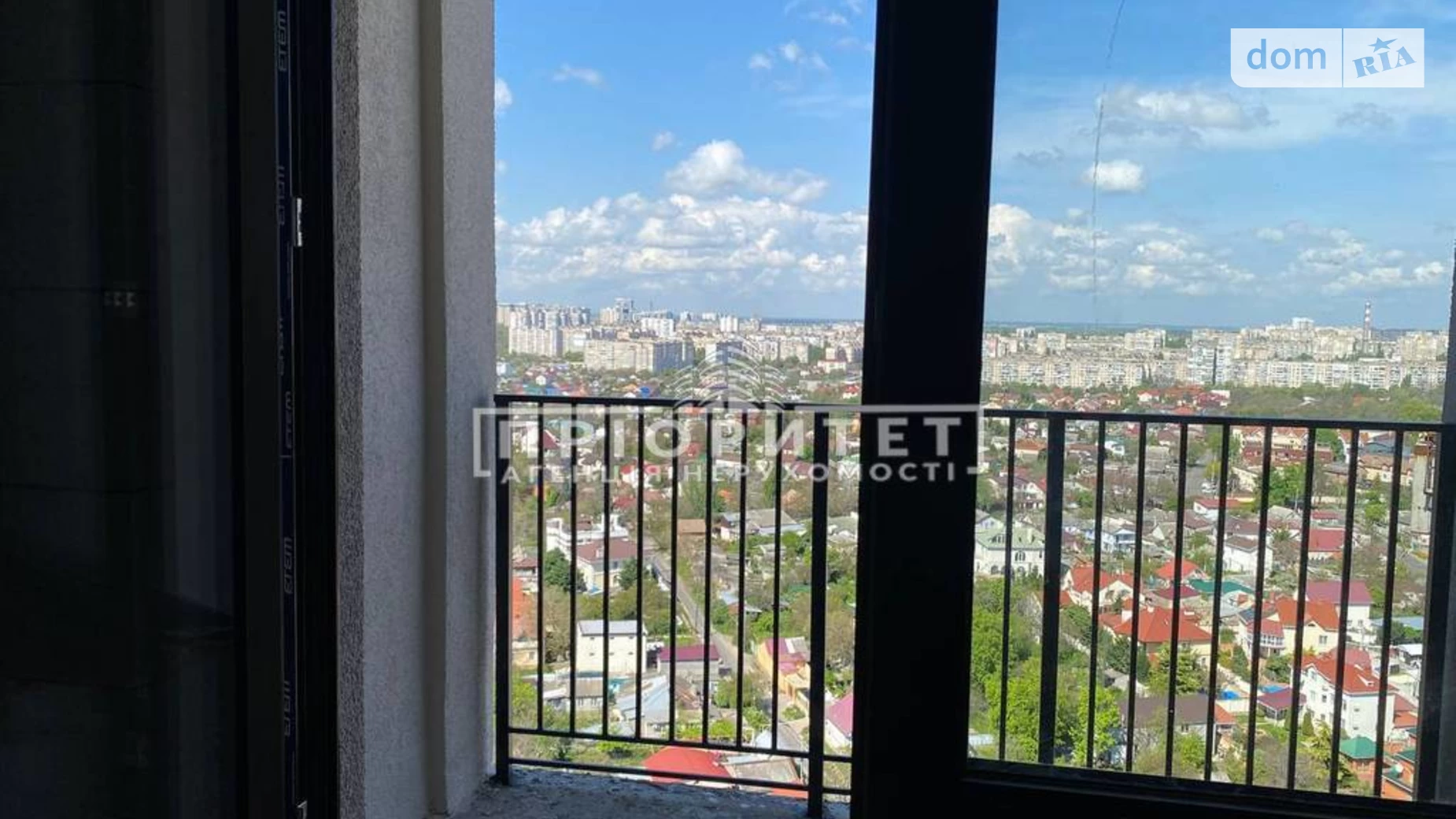 Продается 2-комнатная квартира 67.4 кв. м в Одессе, ул. Дача Ковалевского - фото 2