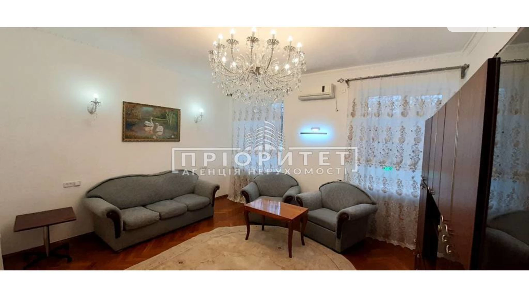 Продається 2-кімнатна квартира 59.6 кв. м у Одесі, вул. Катерининська