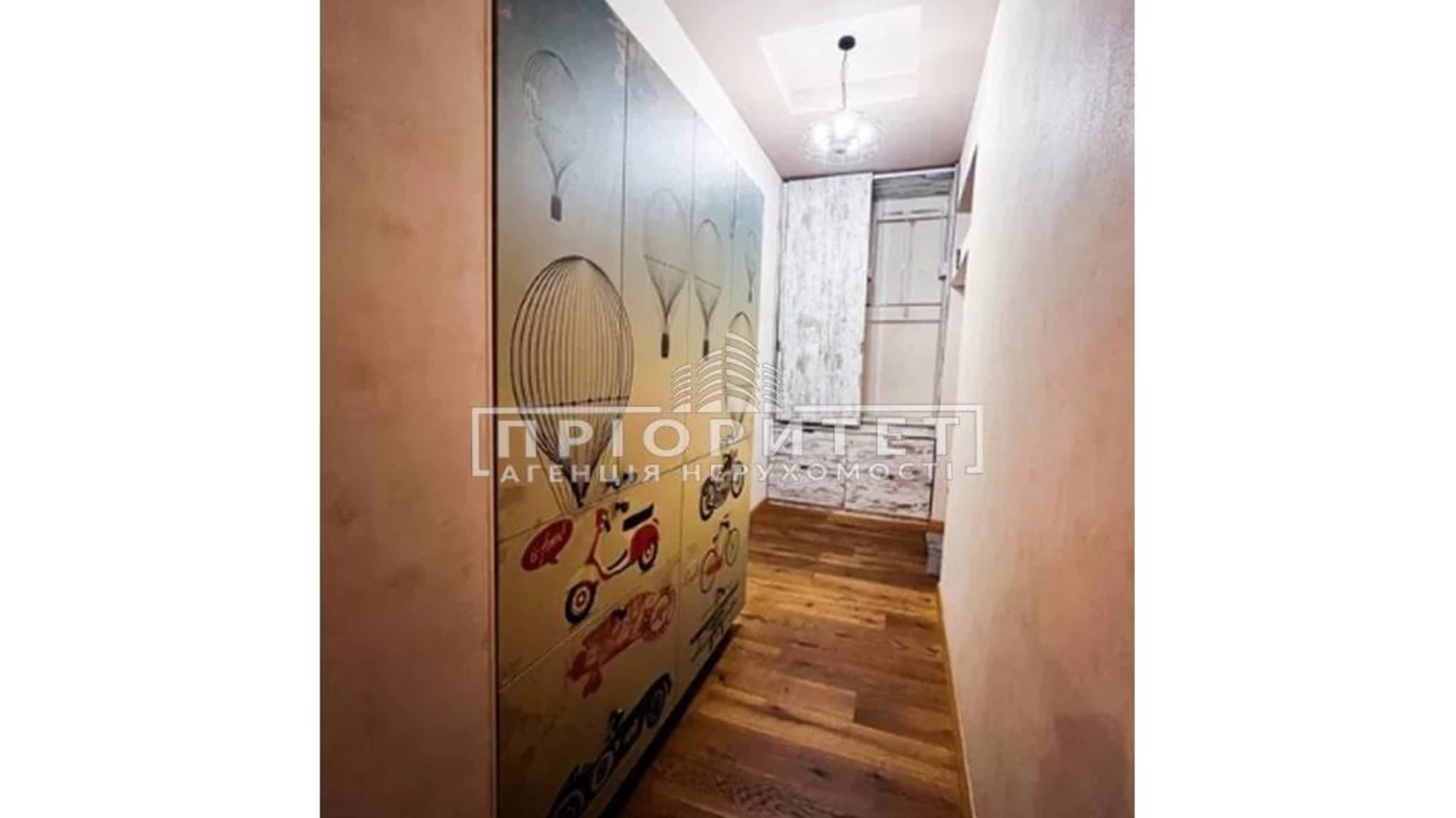 Продается 3-комнатная квартира 93 кв. м в Одессе, ул. Маразлиевская