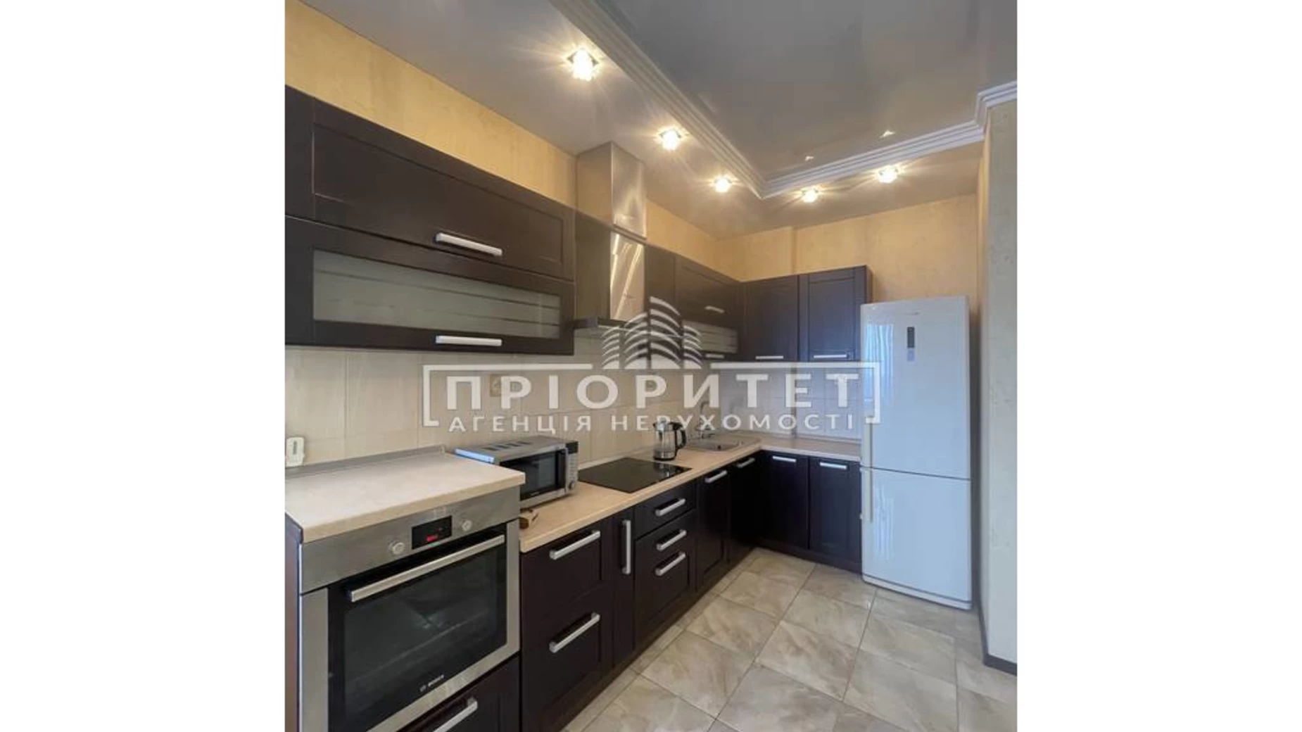 Продается 2-комнатная квартира 57 кв. м в Одессе, ул. Среднефонтанская - фото 2