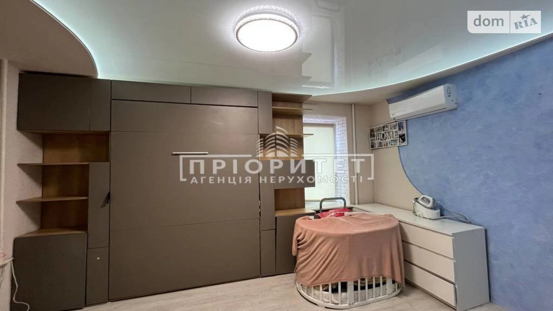 Продається 1-кімнатна квартира 41 кв. м у Одесі, вул. Ільфа і Петрова