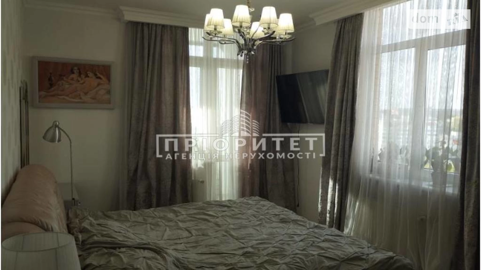Продается 2-комнатная квартира 70 кв. м в Одессе, ул. Дюковская