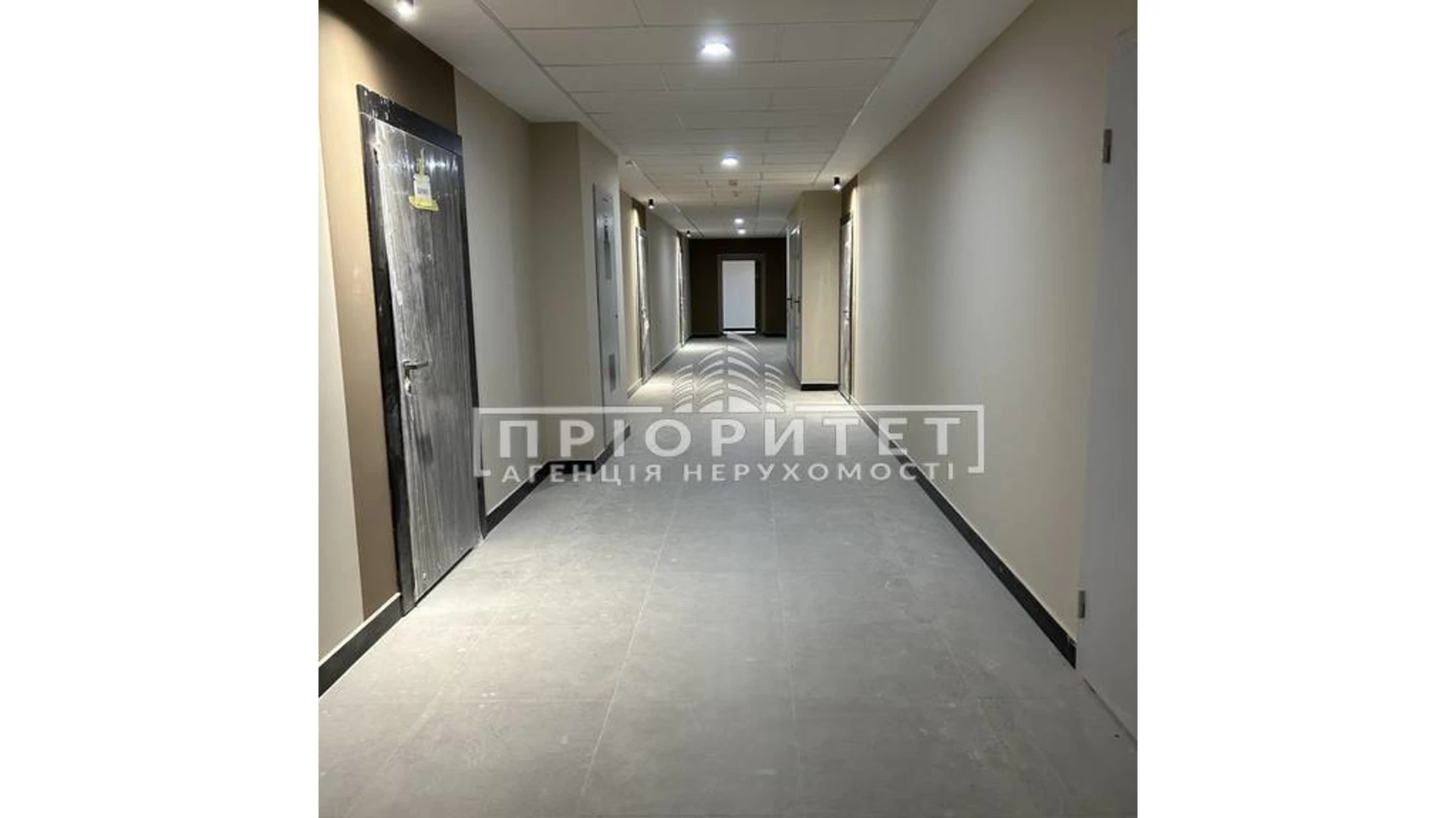 Продается 1-комнатная квартира 69 кв. м в Одессе, ул. Ивана Франко