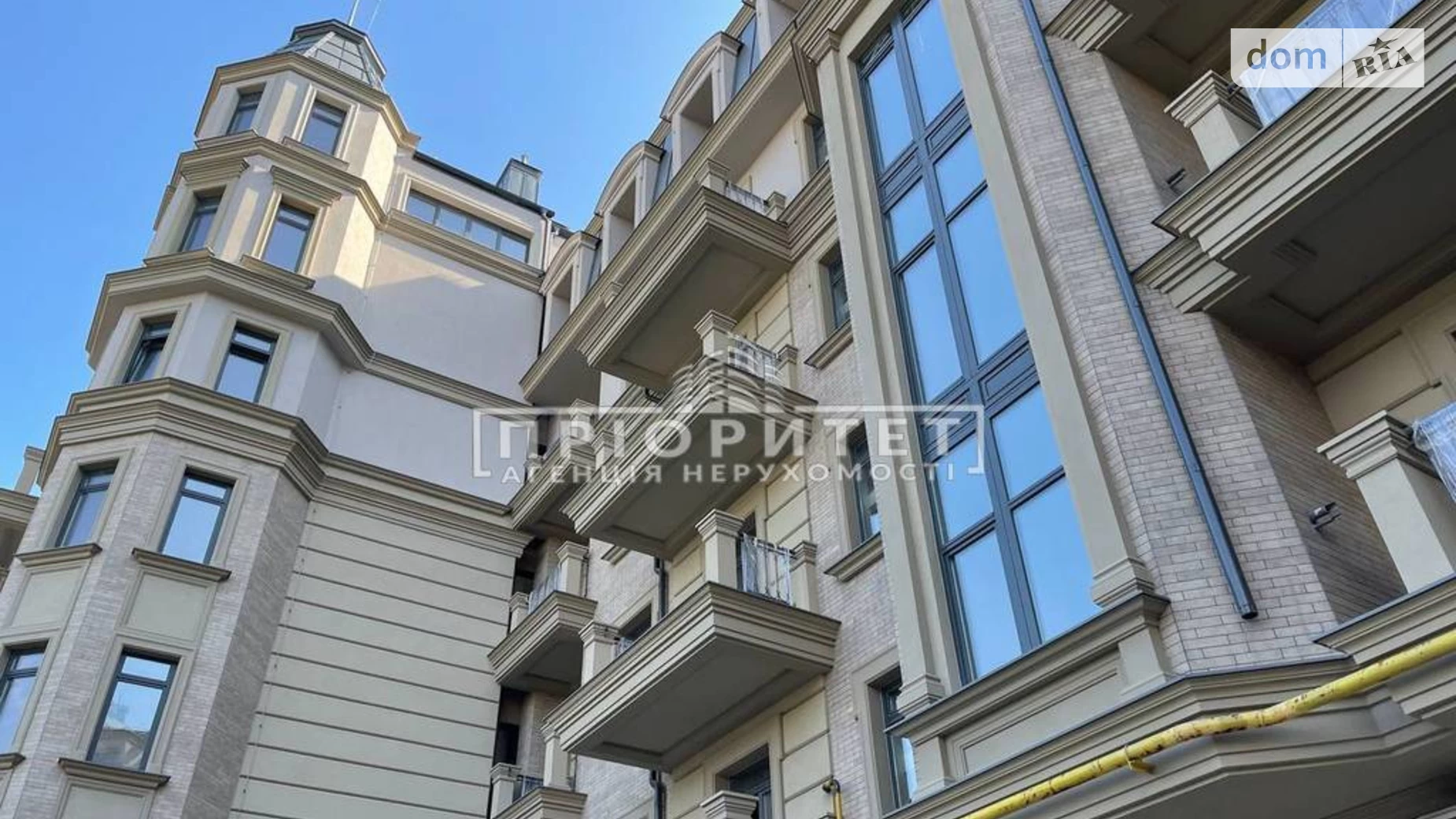 Продається 3-кімнатна квартира 84.8 кв. м у Одесі, Фонтанська дор.