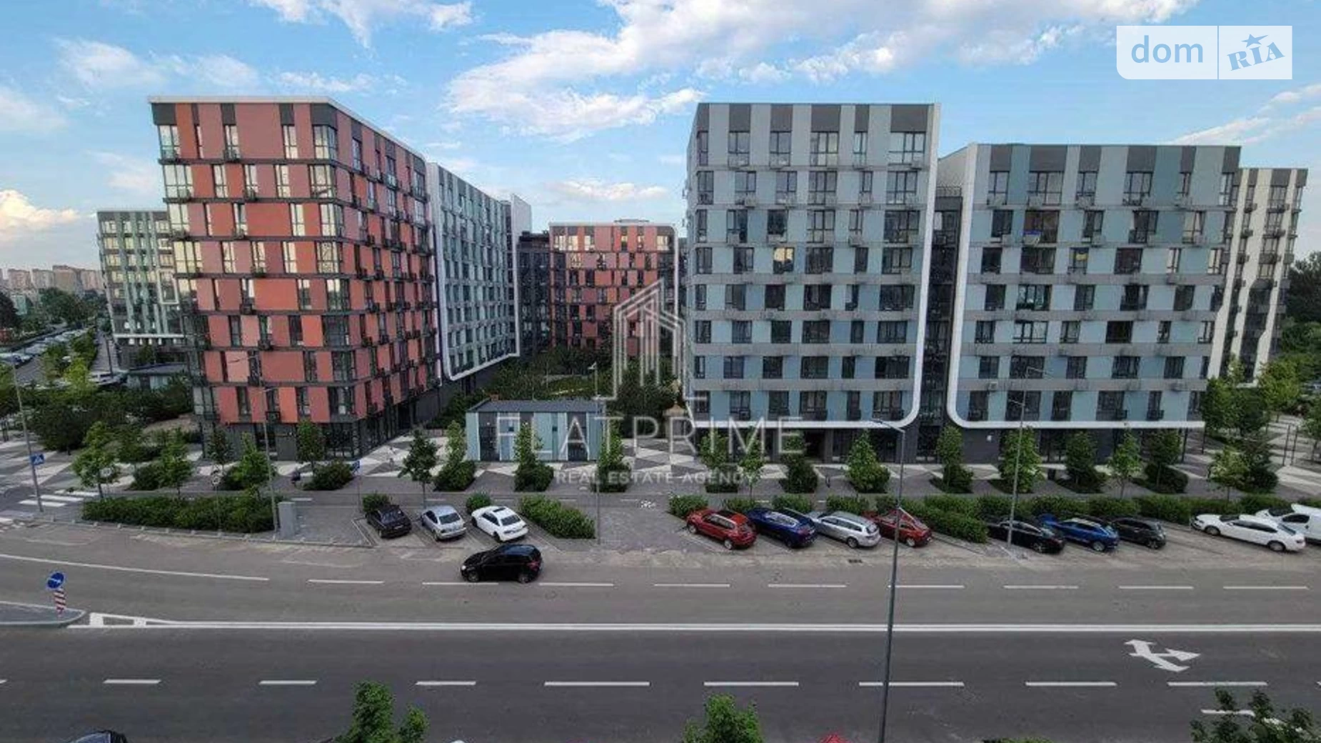 Продается 2-комнатная квартира 55 кв. м в Киеве, ул. Теремковская, 4А