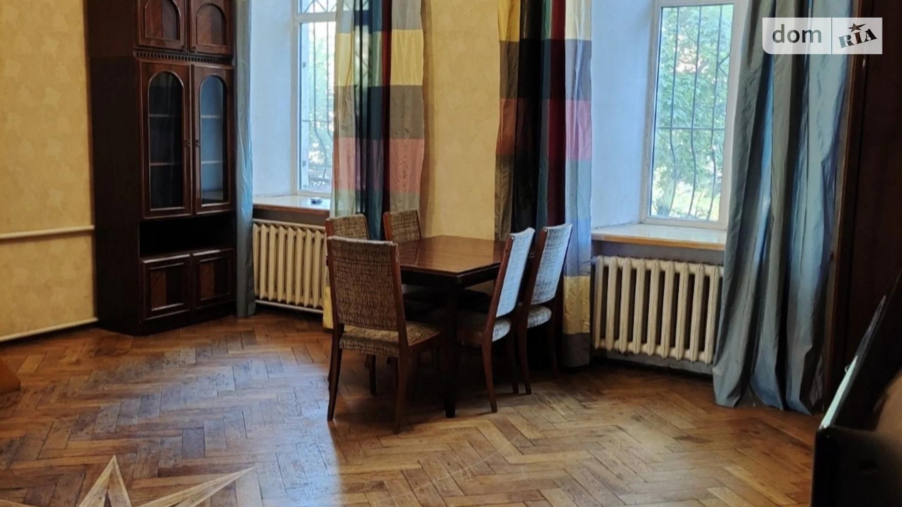 Продается 2-комнатная квартира 78 кв. м в Одессе, ул. Ольгиевская