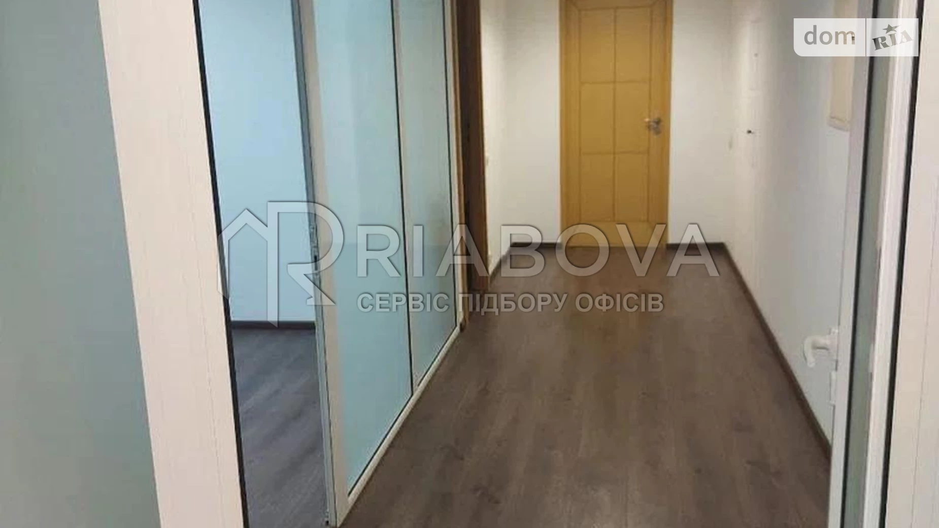 Сдается в аренду офис 175.4 кв. м в бизнес-центре, цена: 5871 $ - фото 3