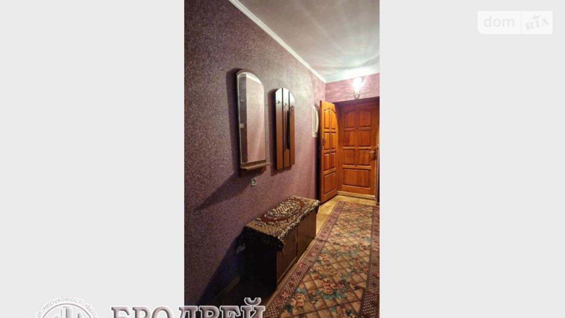 Продается 3-комнатная квартира 58 кв. м в Чернигове, ул. Казацкая, 28 - фото 2