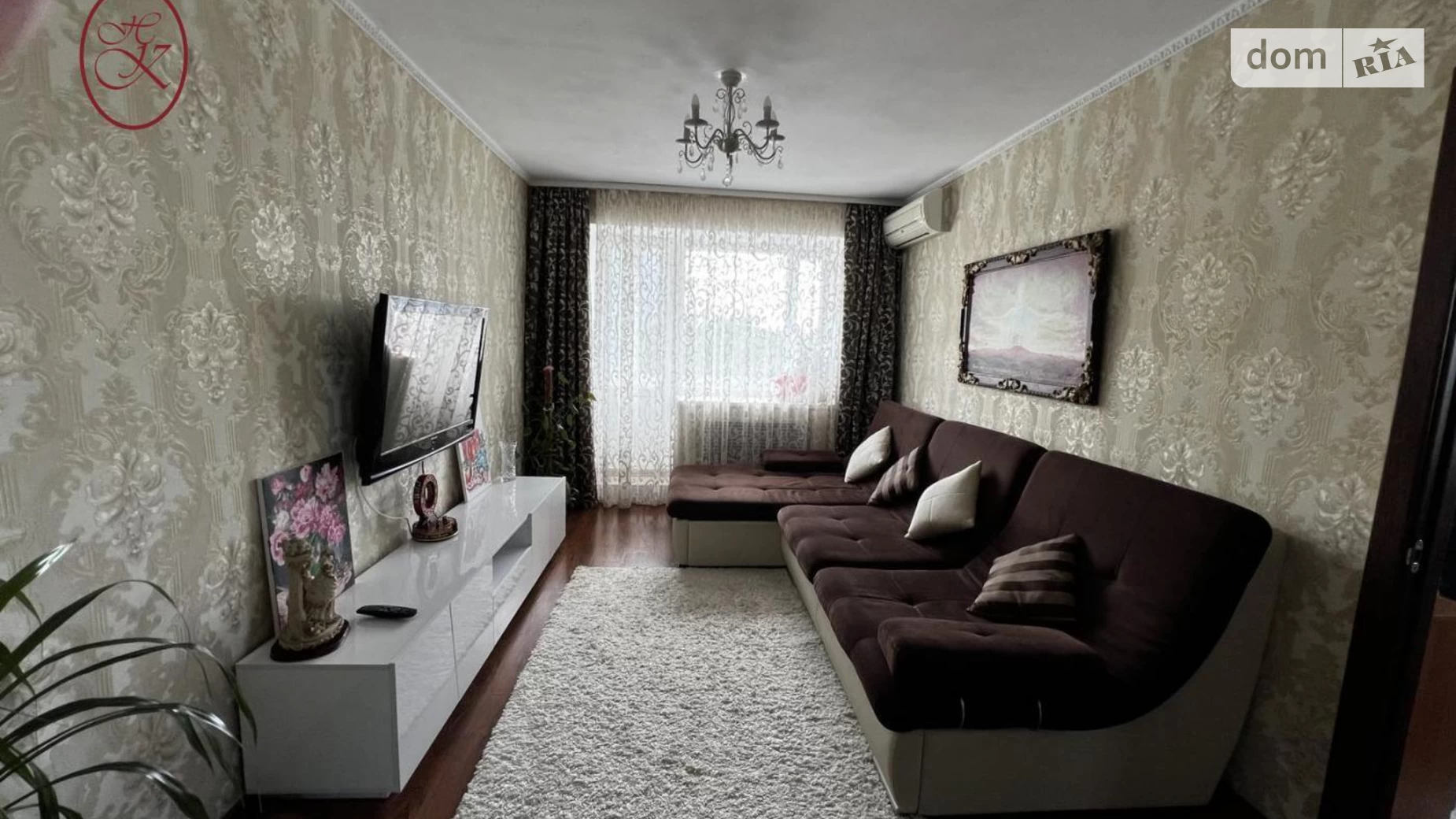 Продается 2-комнатная квартира 52 кв. м в Кременчуге, ул. Победы