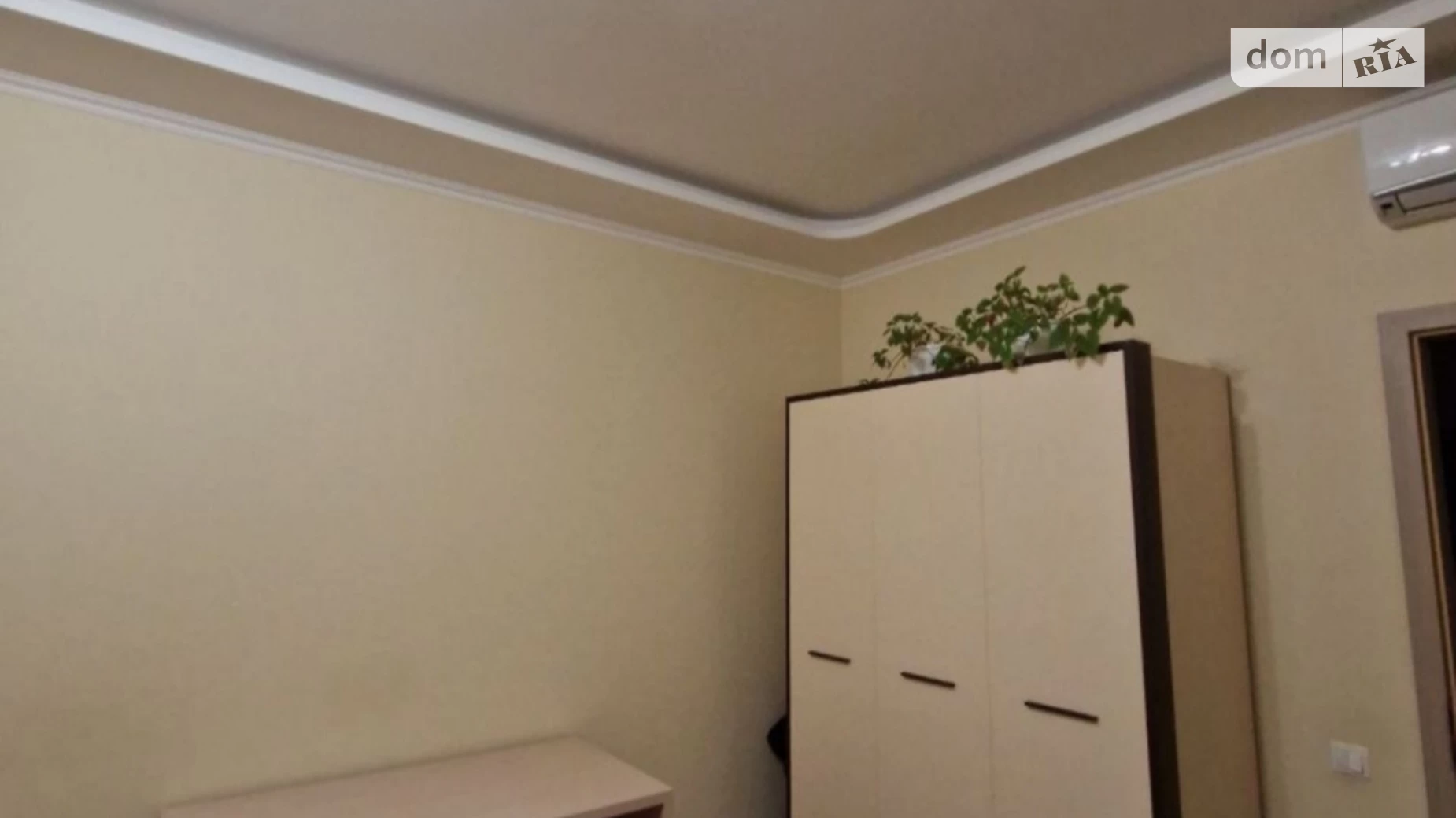 Продается 2-комнатная квартира 49 кв. м в Одессе, ул. Генуэзская, 24Д корпус 1