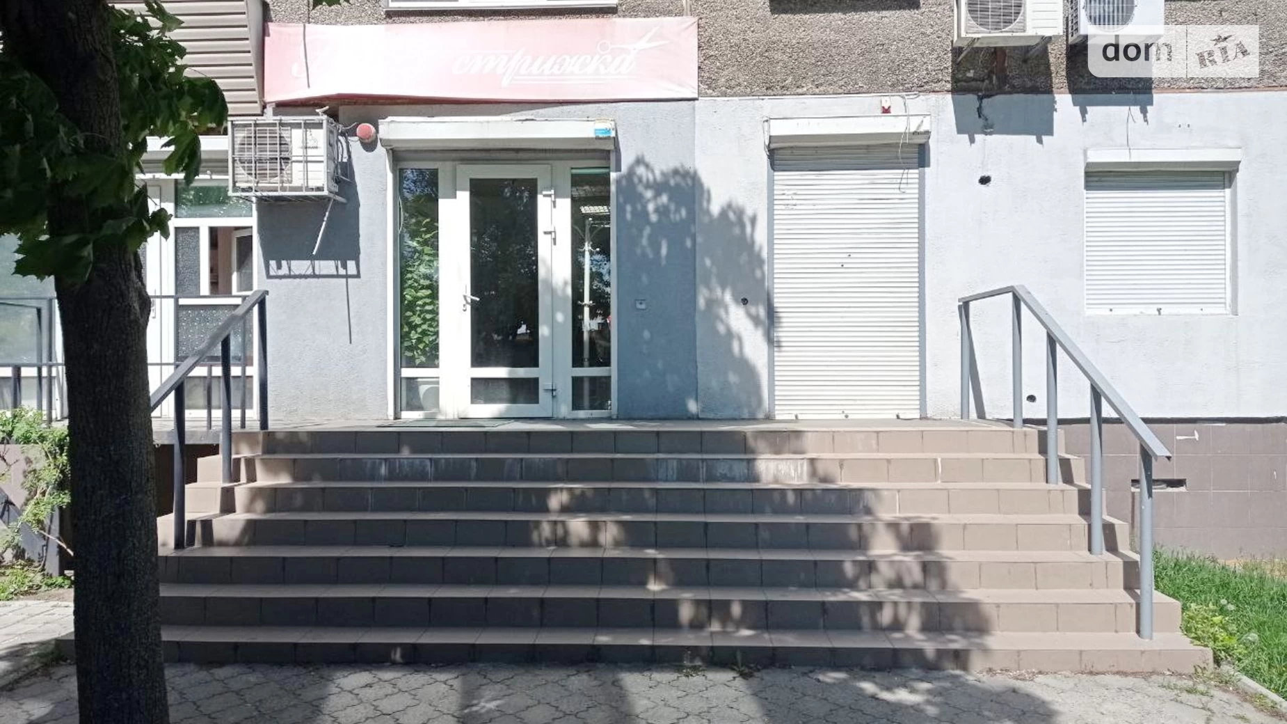 Продається об'єкт сфери послуг 60 кв. м в 9-поверховій будівлі, цена: 66000 € - фото 2