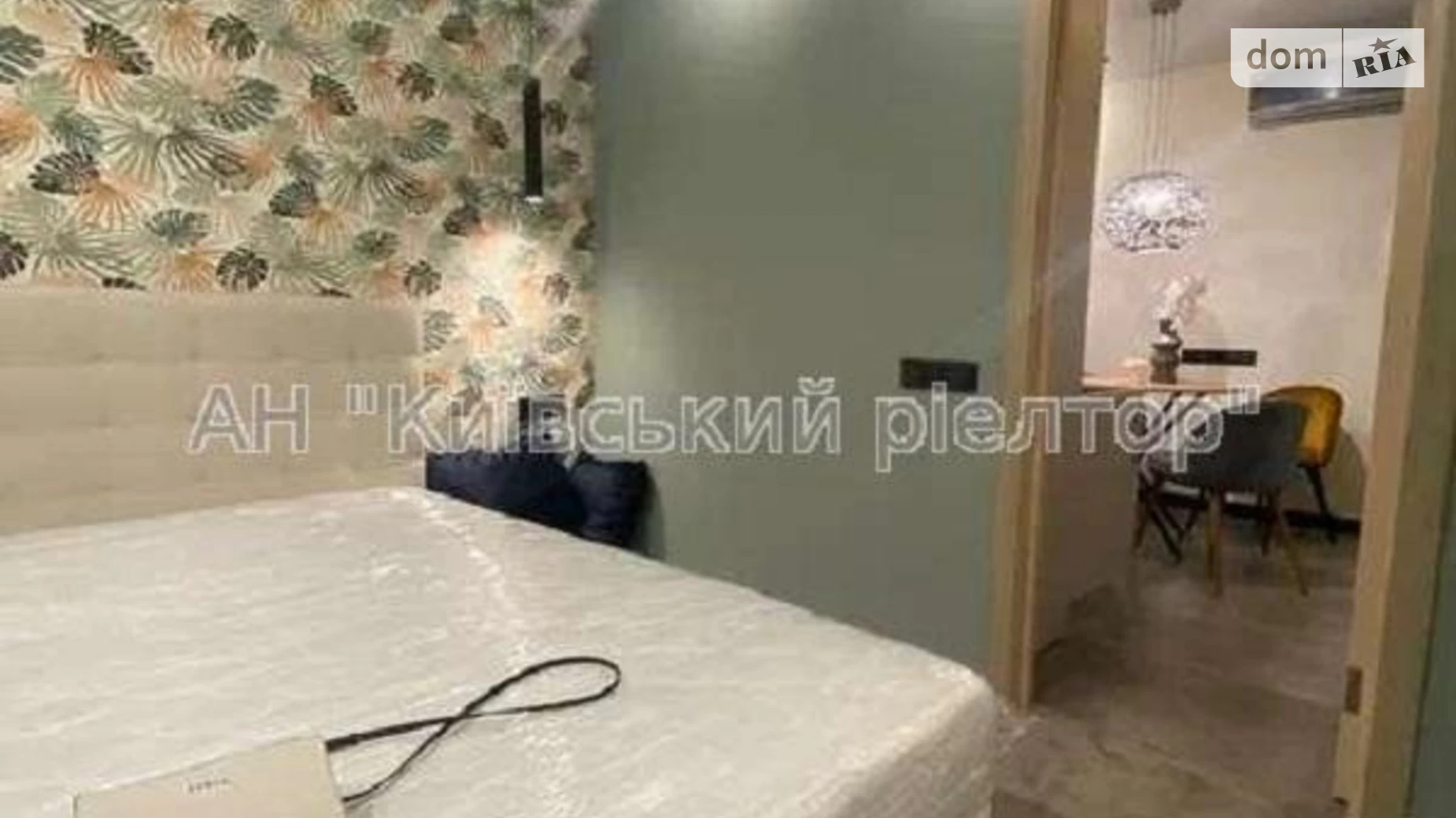 Продається 1-кімнатна квартира 38 кв. м у Києві, вул. Берковецька, 6Б