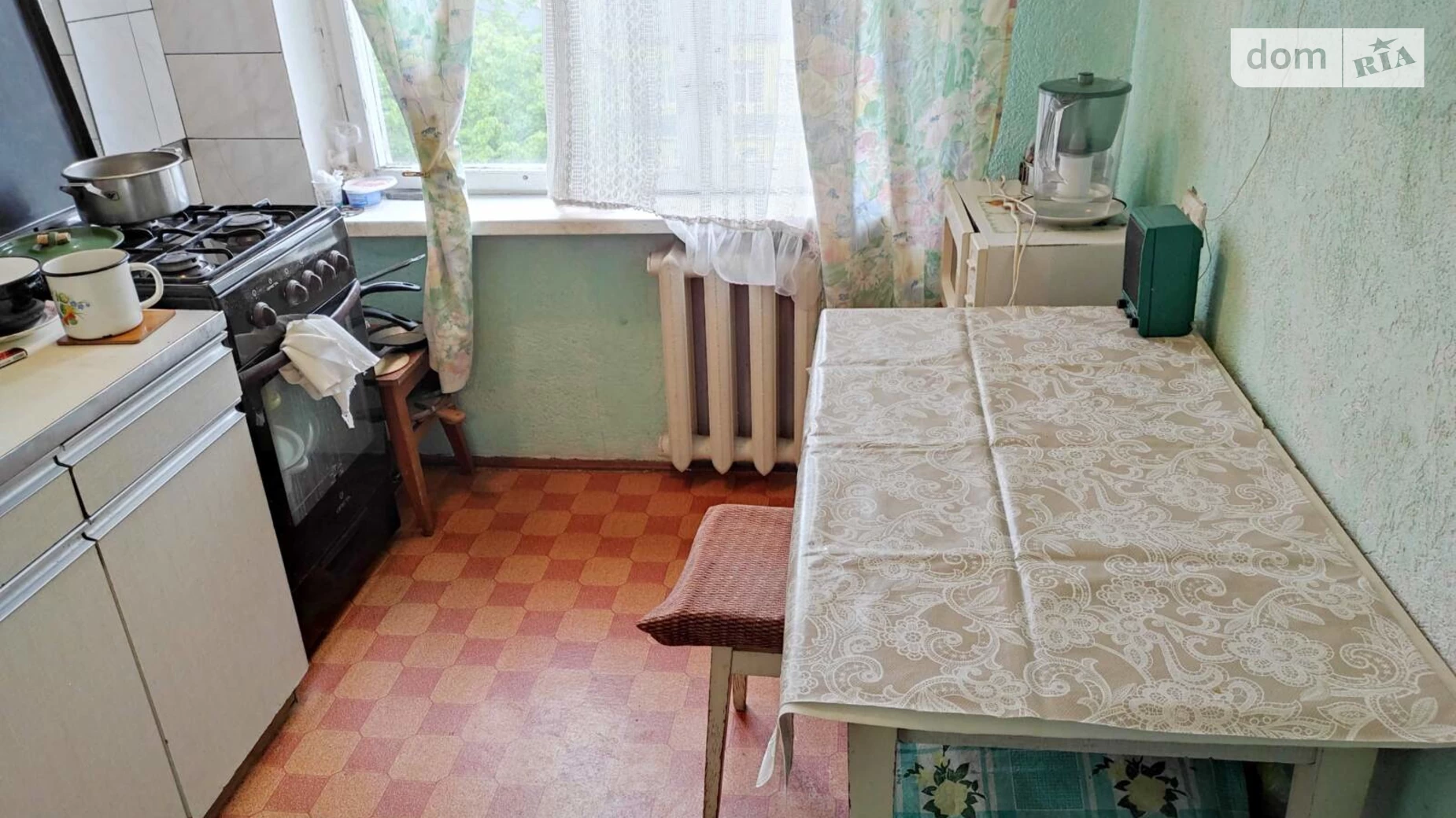 Продается 1-комнатная квартира 31 кв. м в Ивано-Франковске, ул. Хоткевича Гната, 50