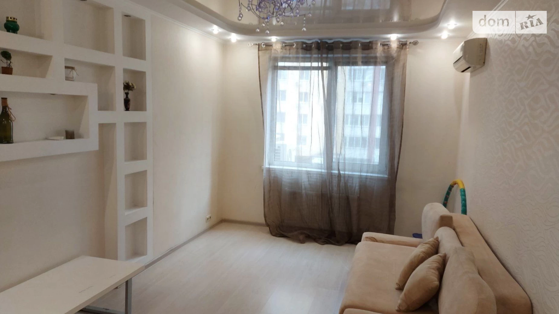 Продается 1-комнатная квартира 44 кв. м в Одессе, ул. Левитана