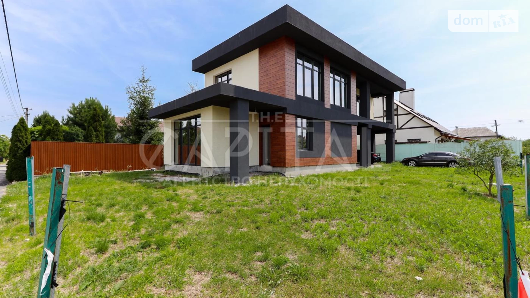 Продается дом на 2 этажа 210 кв. м с мансардой, цена: 210000 $ - фото 3