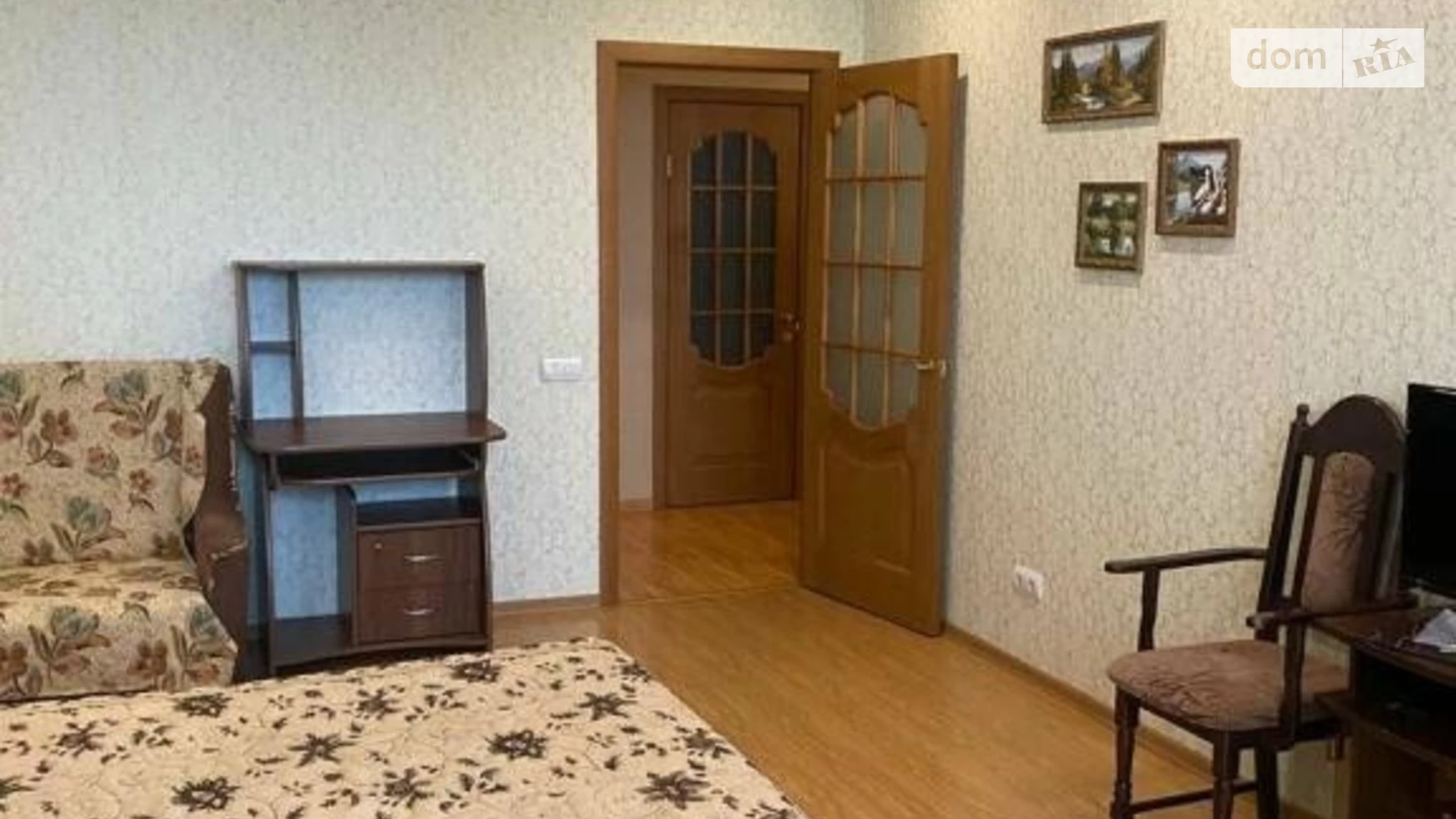 Продается 1-комнатная квартира 61 кв. м в Киеве, ул. Гетьмана Вадима, 1Б