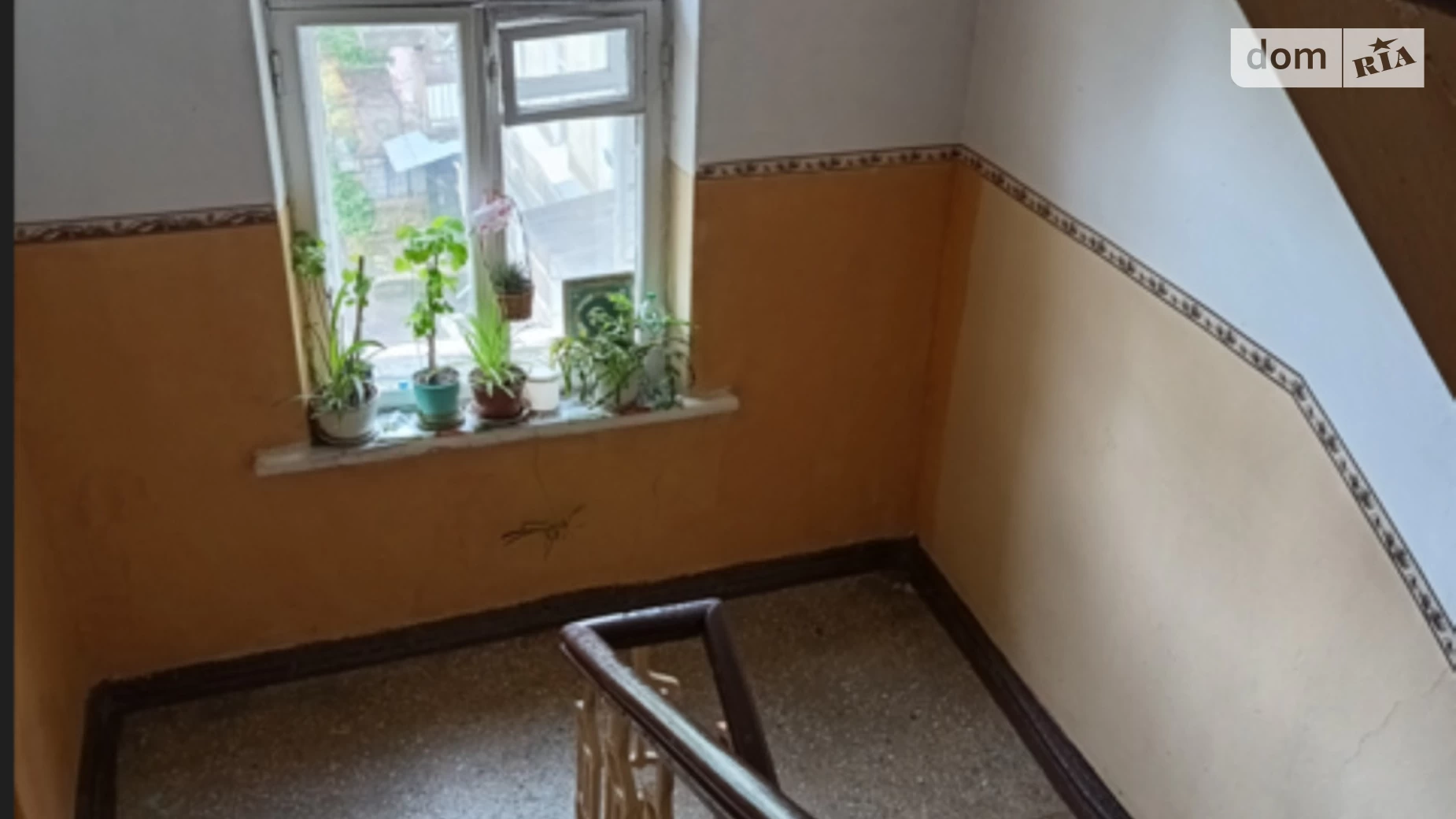 Продается 4-комнатная квартира 80 кв. м в Одессе, ул. Софиевская