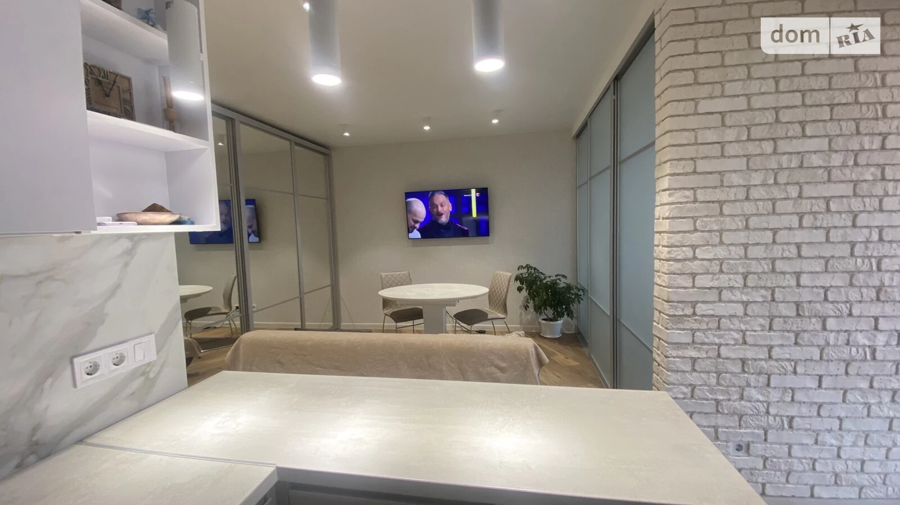 Продается 1-комнатная квартира 39.8 кв. м в Одессе, ул. Львовская, 15Б - фото 2