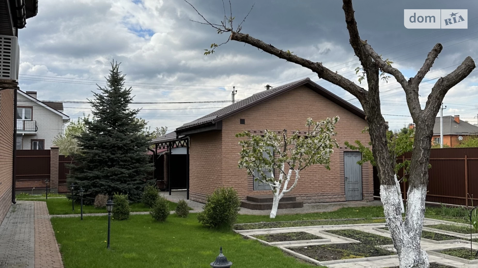 Продается дом на 2 этажа 285 кв. м с террасой, цена: 300000 $ - фото 4
