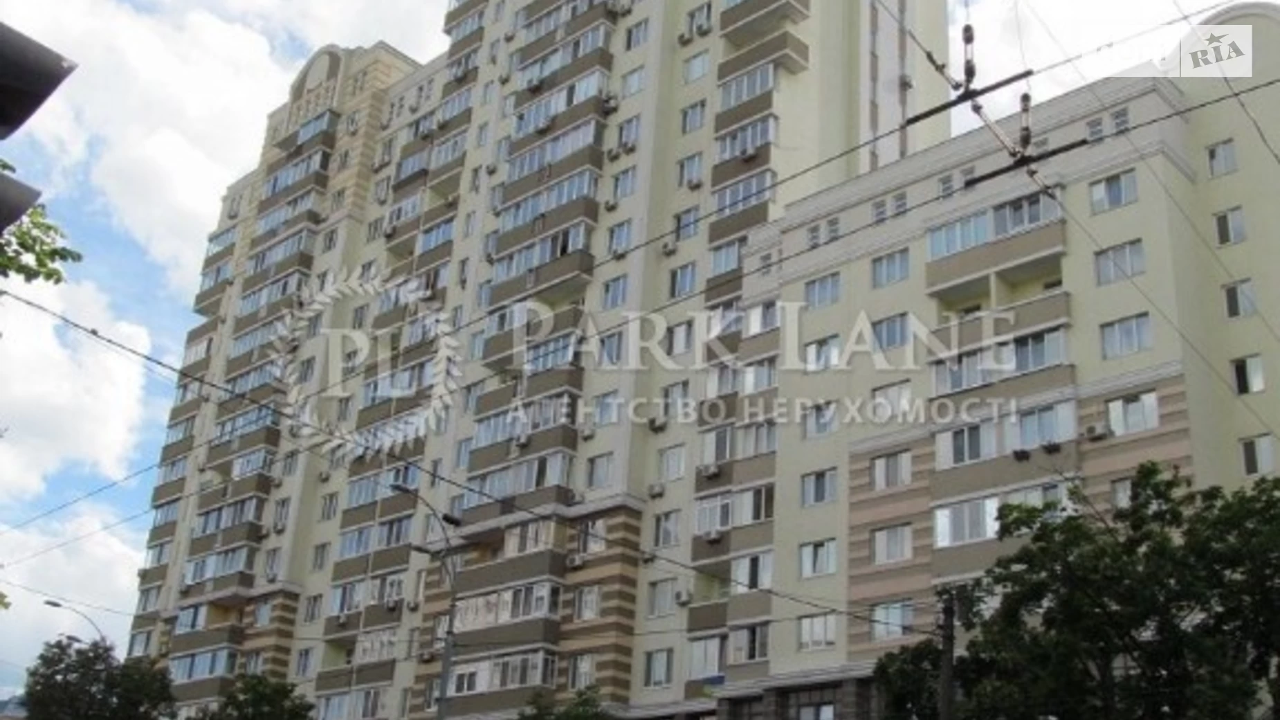 Продається 3-кімнатна квартира 73 кв. м у Києві, просп. Науки, 30