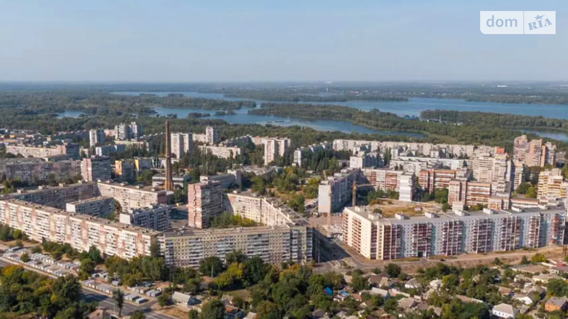 Продается 1-комнатная квартира 32 кв. м в Днепре, мас. Красный Камень