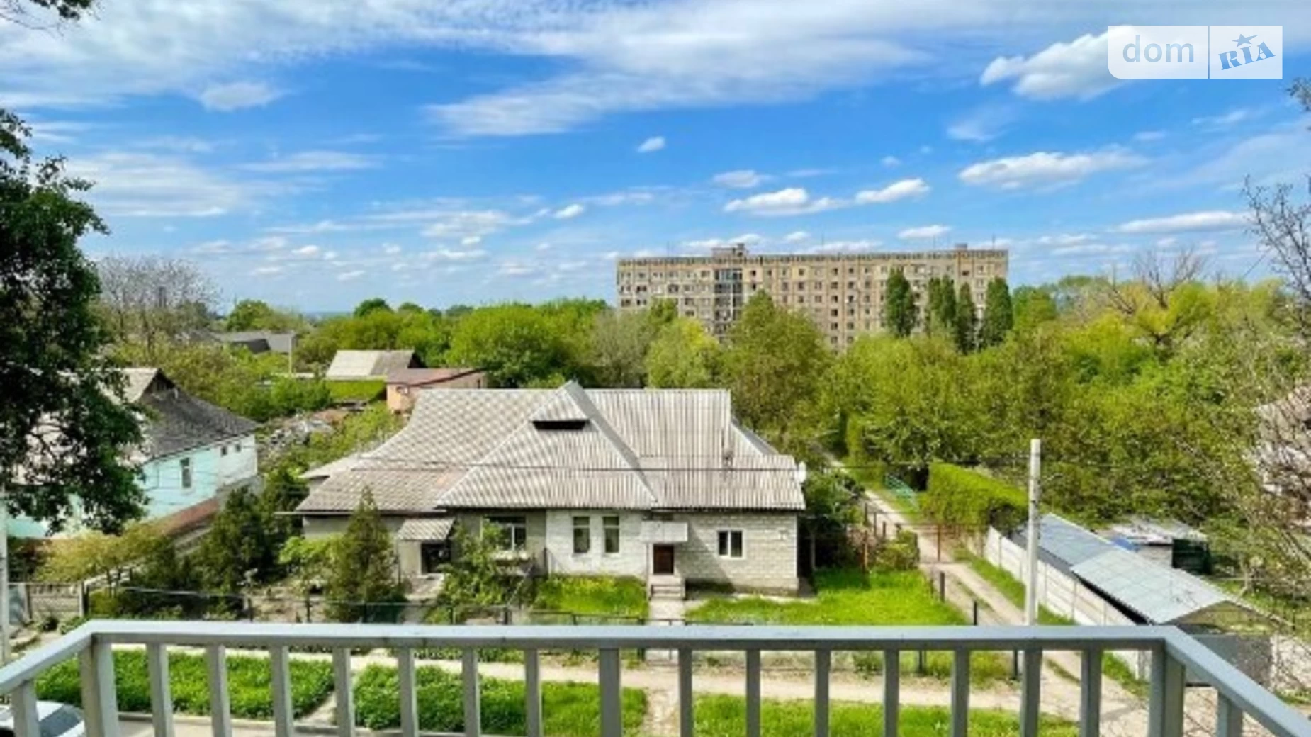 Продается 1-комнатная квартира 39.3 кв. м в Днепре, ул. Караваева