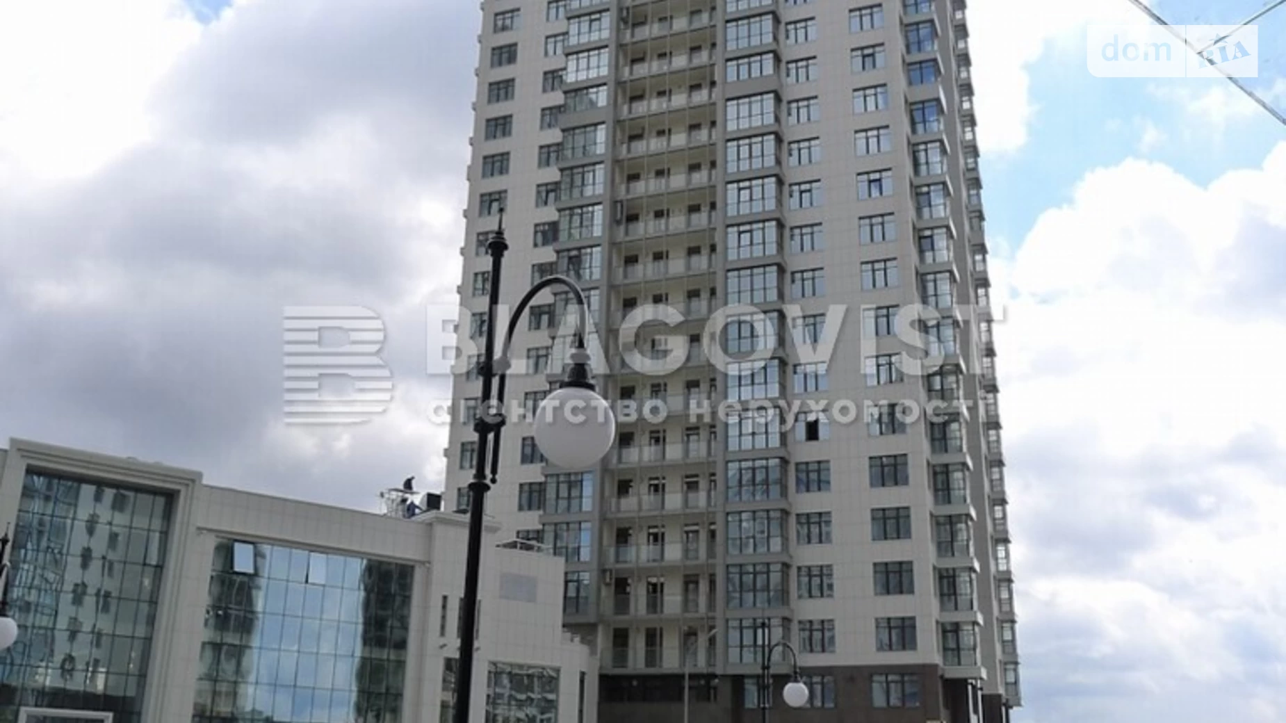 Продается 4-комнатная квартира 140 кв. м в Киеве, ул. Андрея Верхогляда(Драгомирова), 9 - фото 2