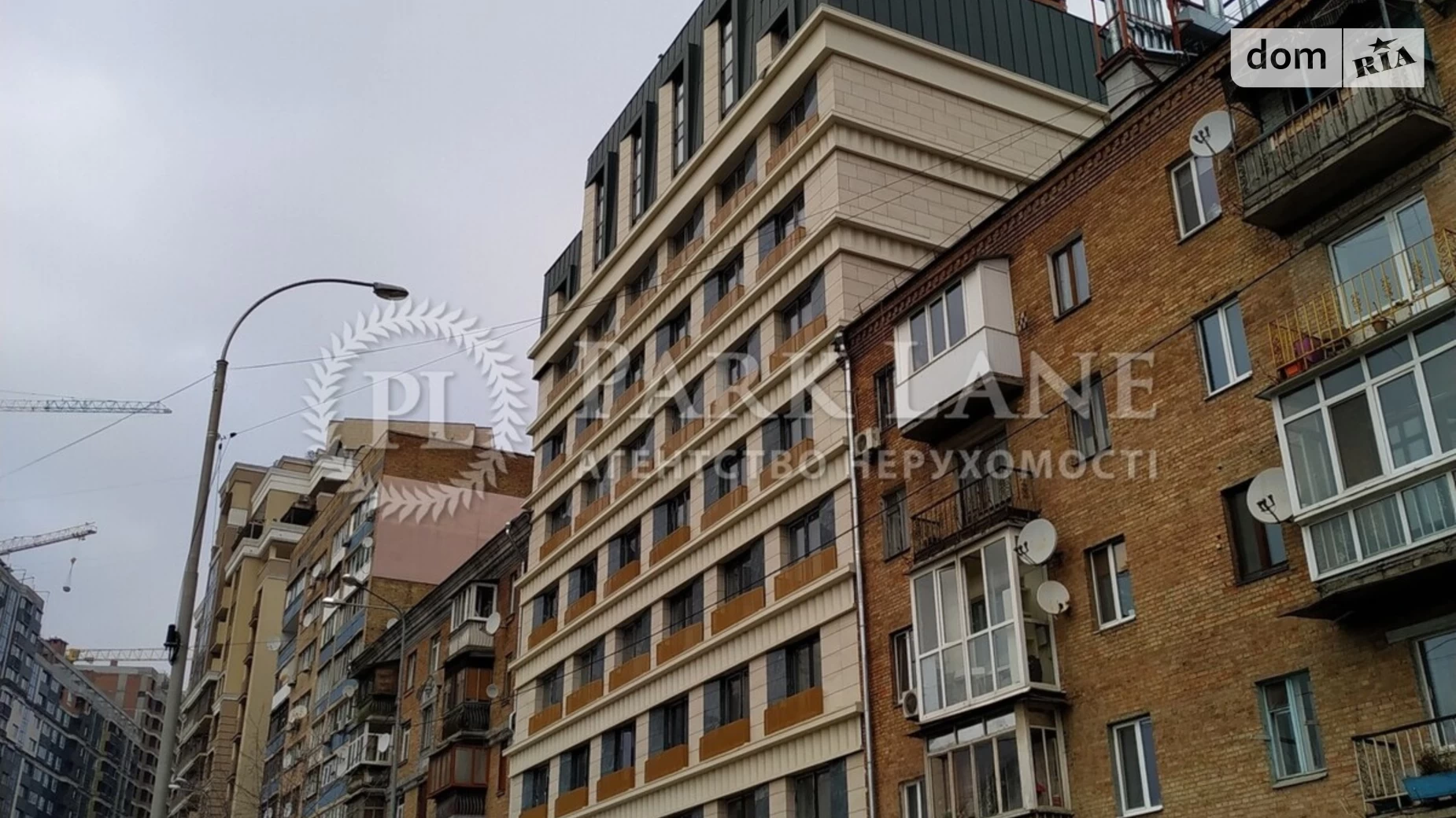 Продается 1-комнатная квартира 49 кв. м в Киеве, ул. Златоустовская, 22