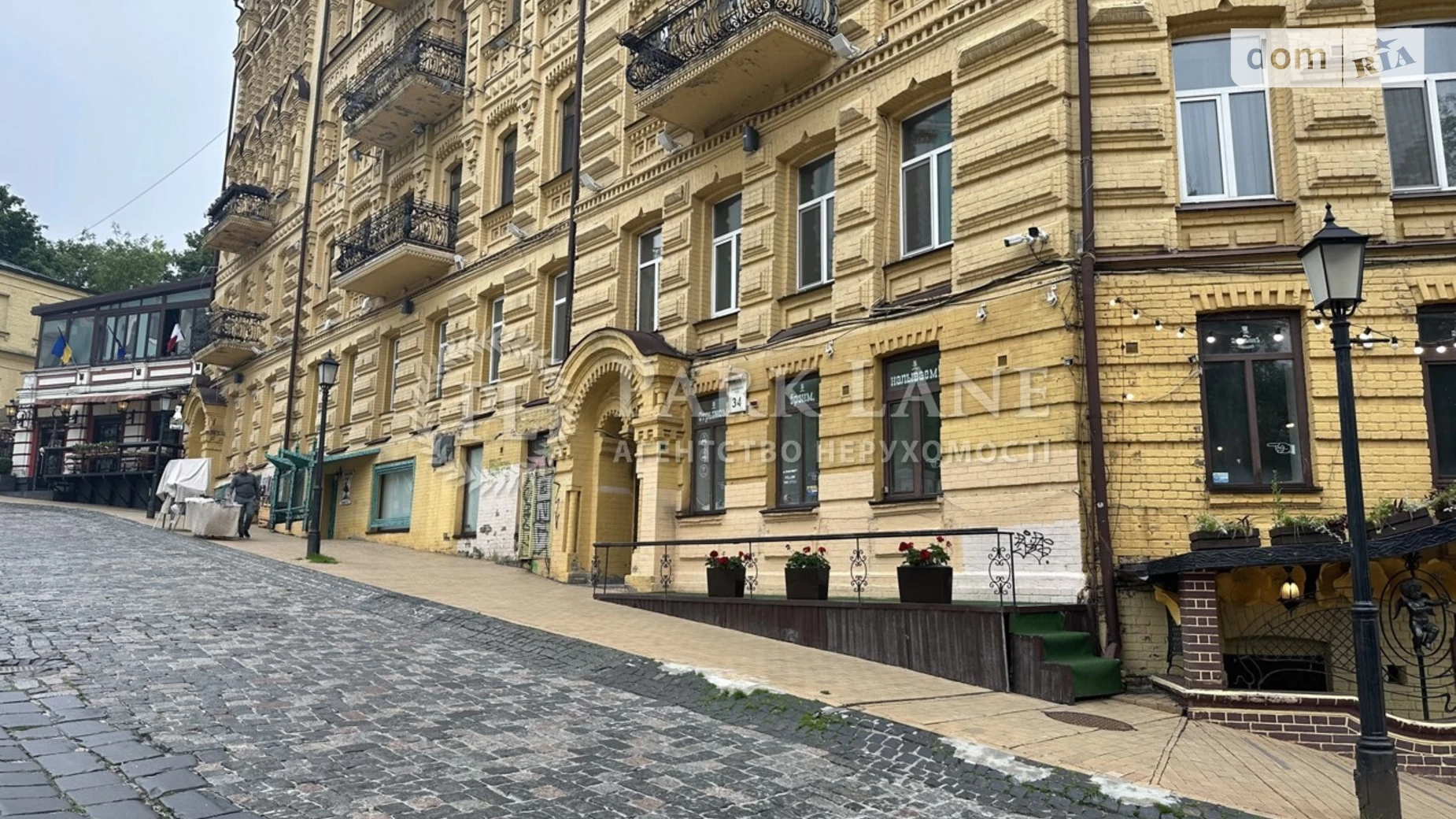 Продается 1-комнатная квартира 78.1 кв. м в Киеве, спуск Андреевский, 34 - фото 2