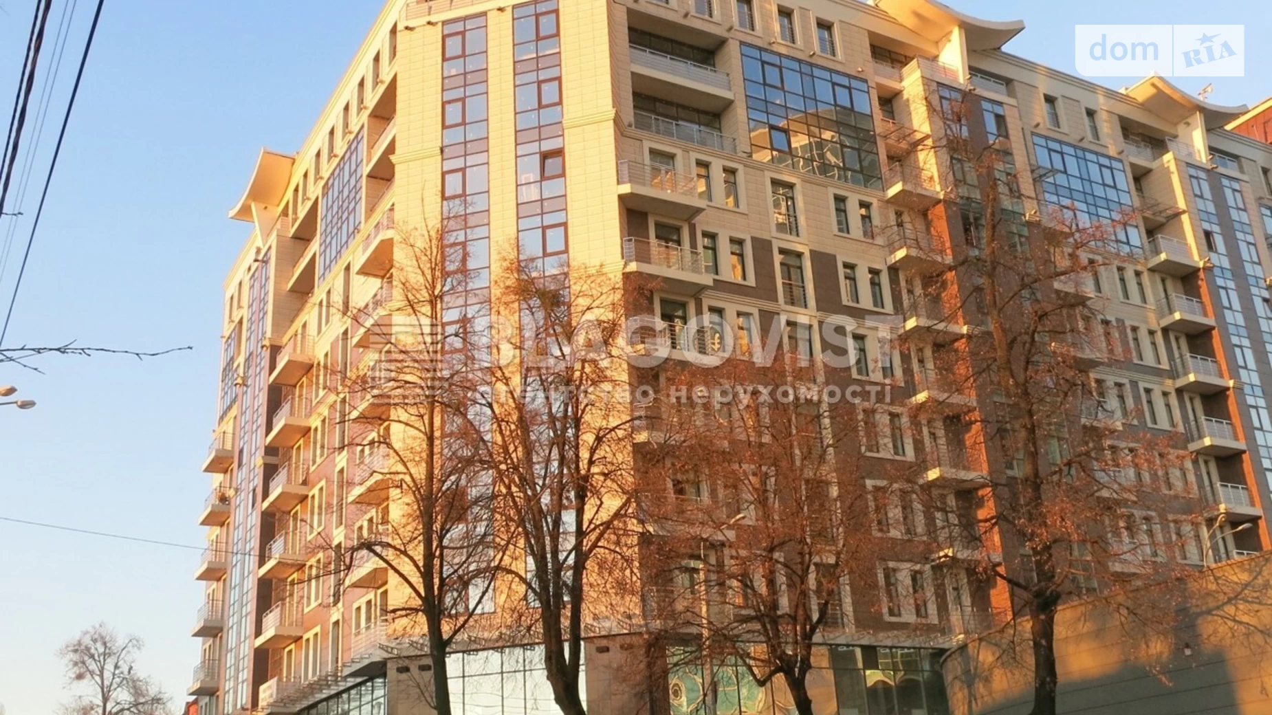 Продается 4-комнатная квартира 178 кв. м в Киеве, ул. Зверинецкая, 47