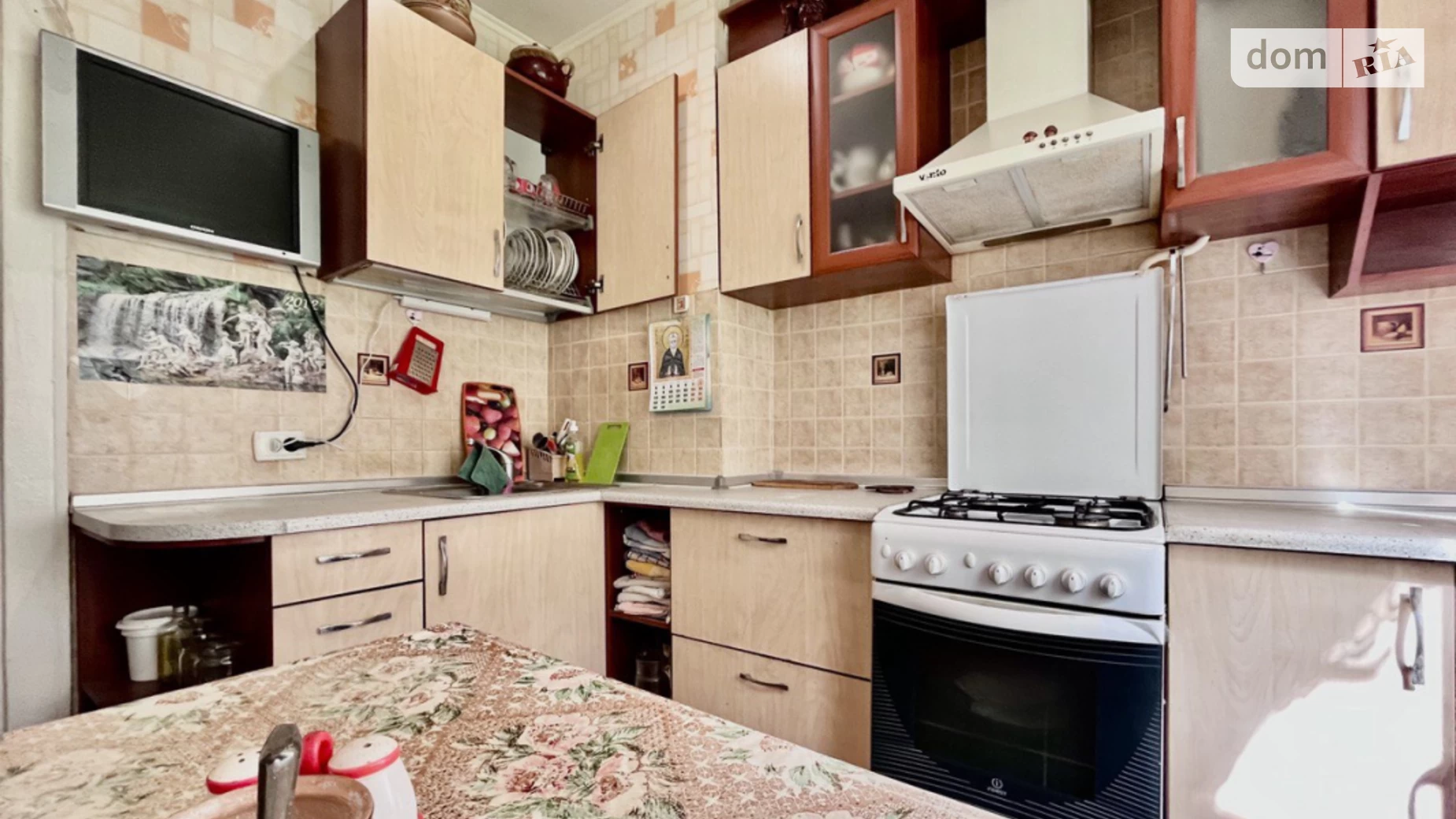 Продается 2-комнатная квартира 49 кв. м в Чернигове, ул. Шевчука, 8 - фото 3