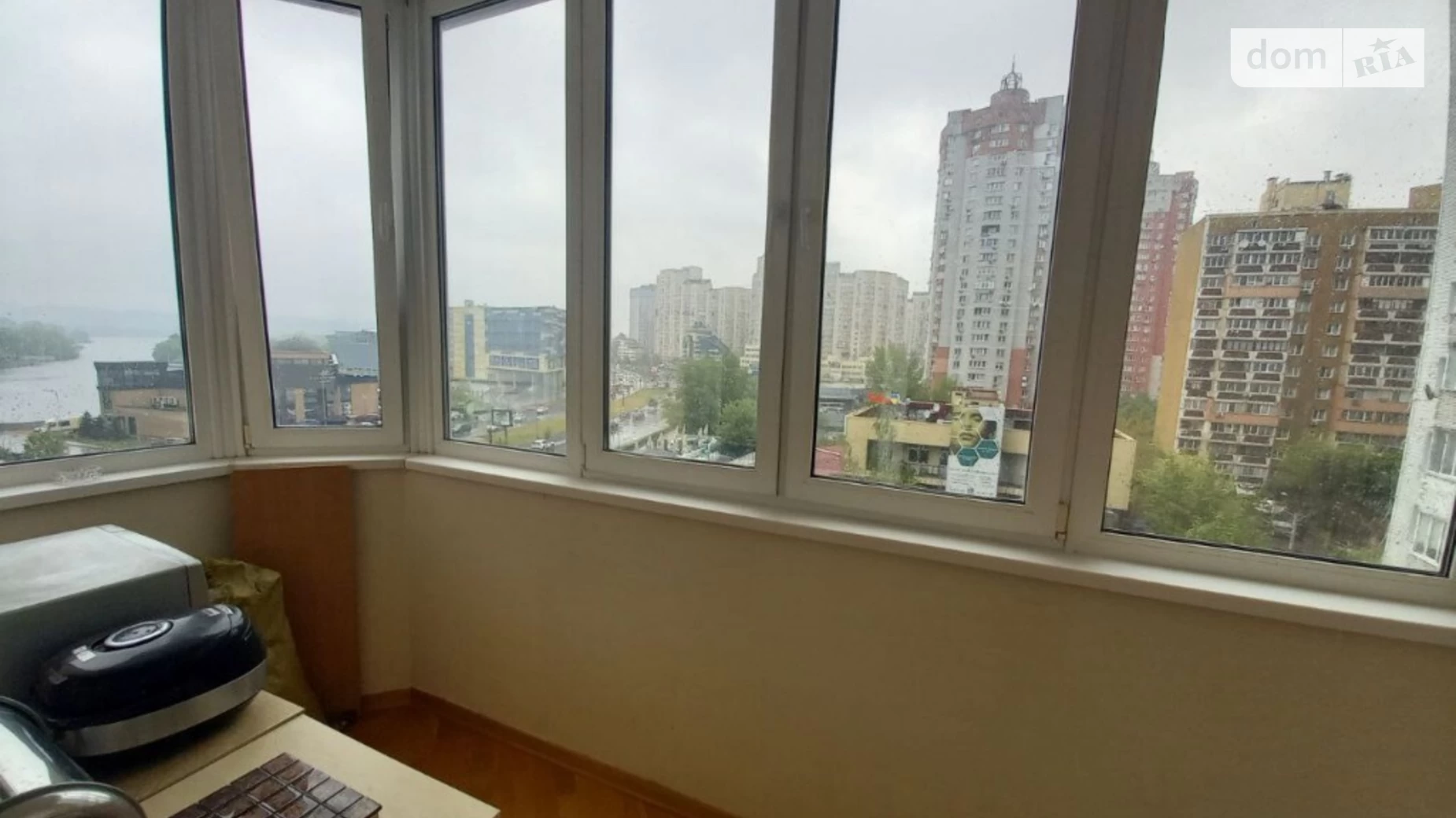 Продается 3-комнатная квартира 103 кв. м в Киеве, ул. Княжий Затон, 16В