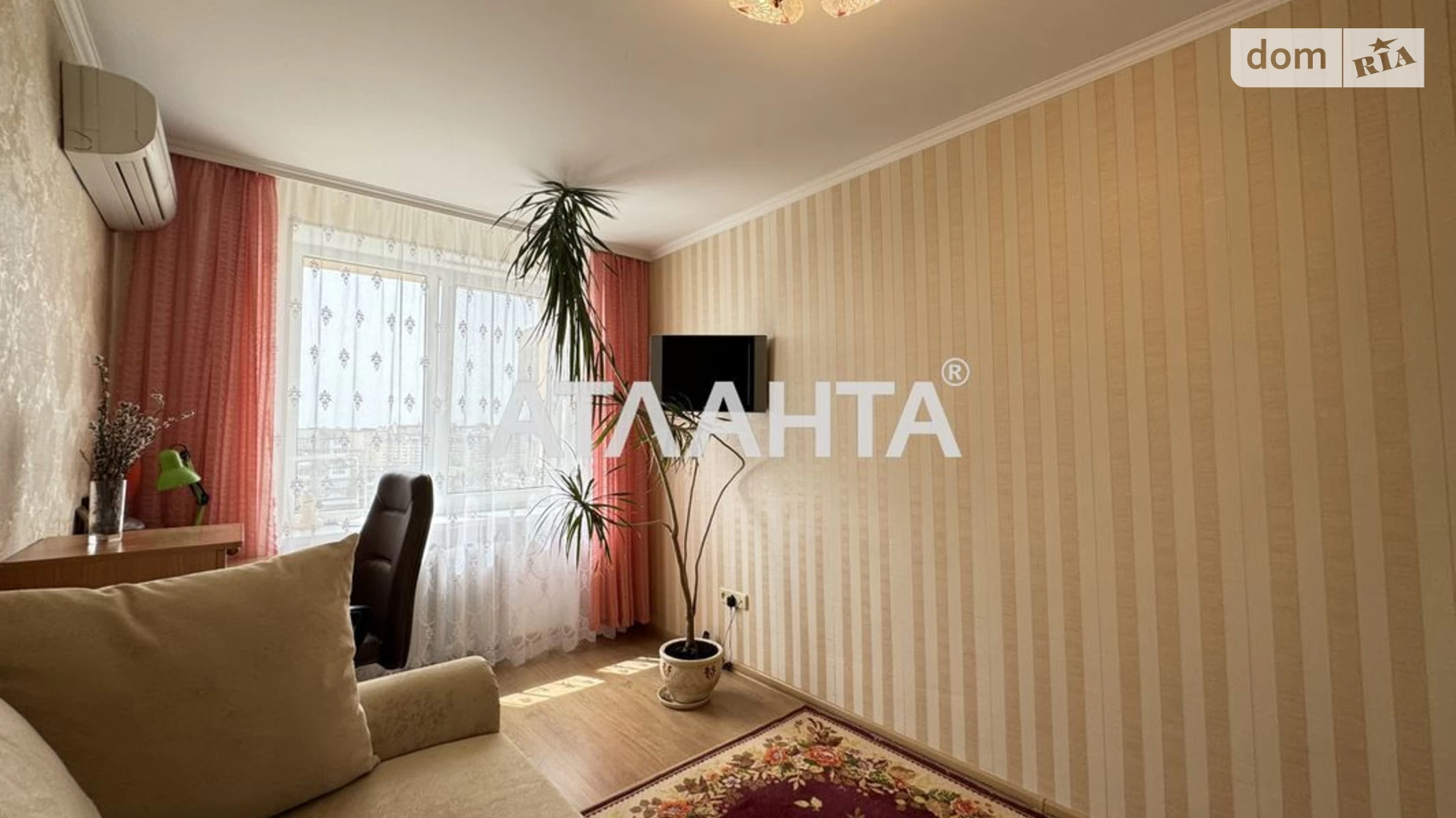 Продается 2-комнатная квартира 50 кв. м в Одессе, просп. Небесной Сотни