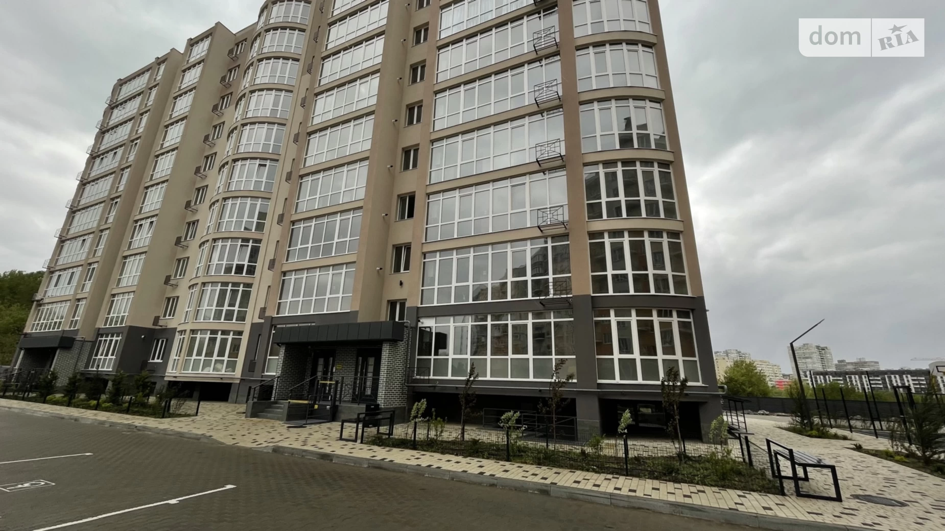Продається 1-кімнатна квартира 47.8 кв. м у Одесі, вул. Палія Семена - фото 2