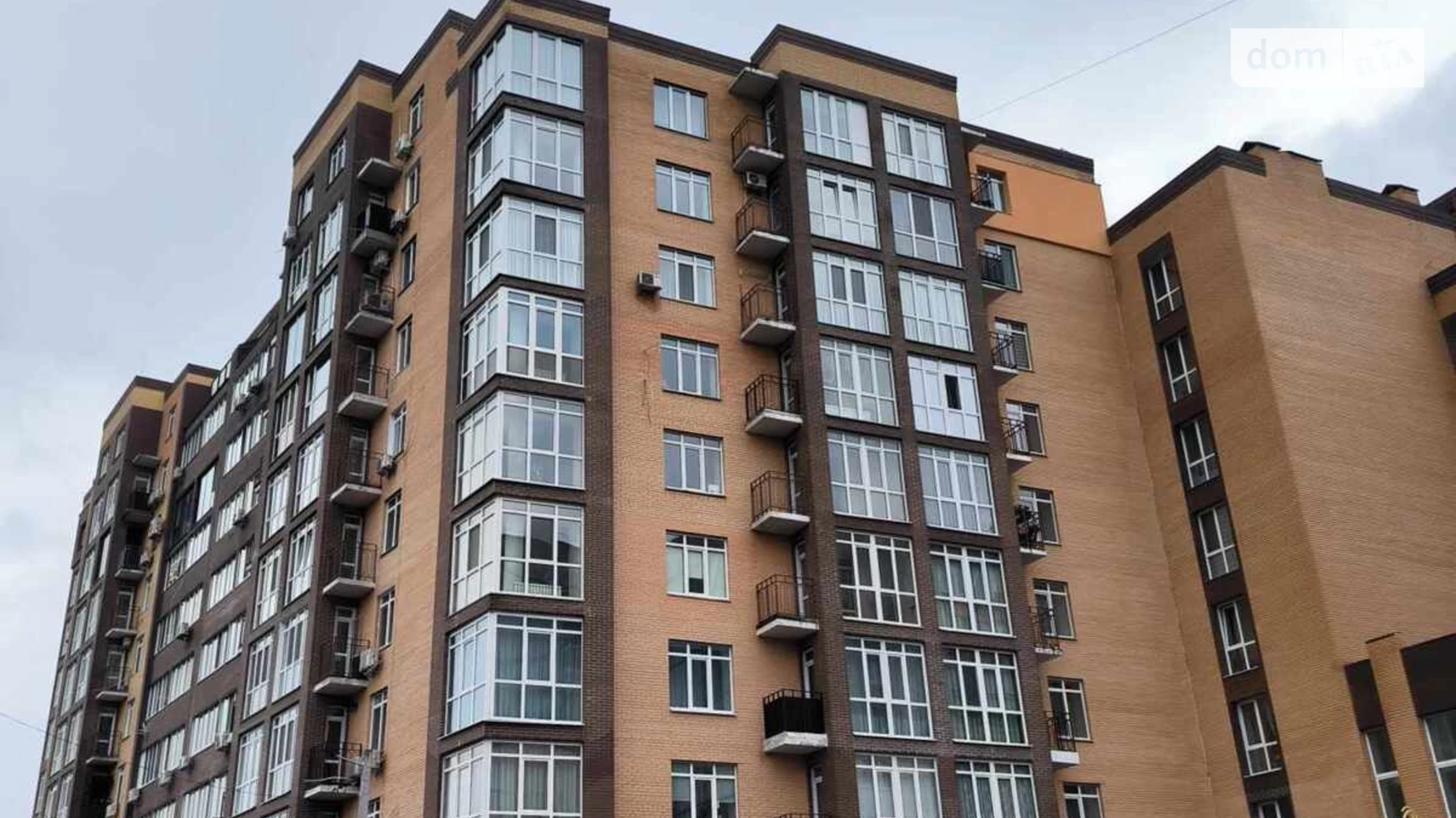 Продается 3-комнатная квартира 98 кв. м в Белой Церкви, ул. Зеленая, 25