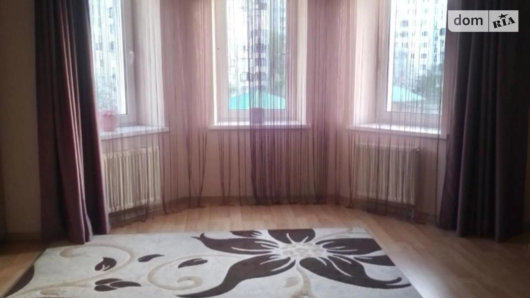 Продается 2-комнатная квартира 74 кв. м в Львове, ул. Михаила Горыня(Скрипника)