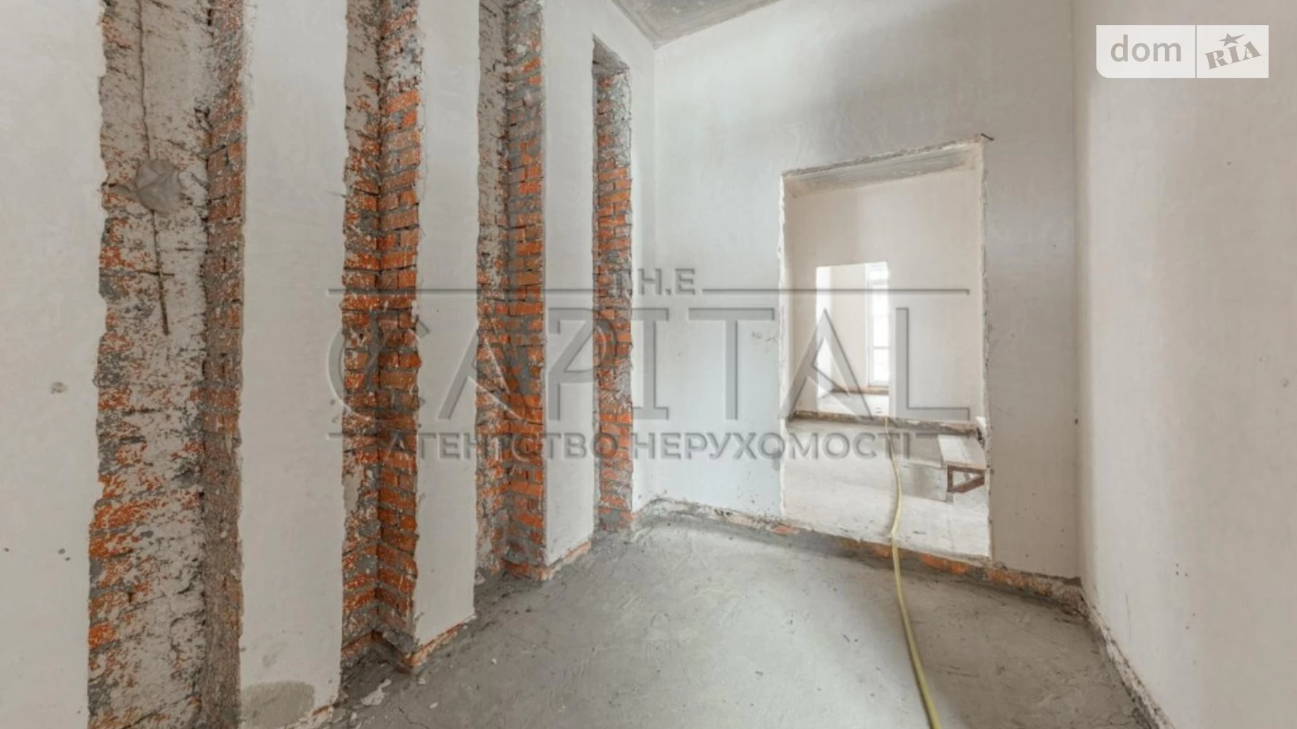 Продается дом на 2 этажа 212 кв. м с камином, цена: 165000 $ - фото 4