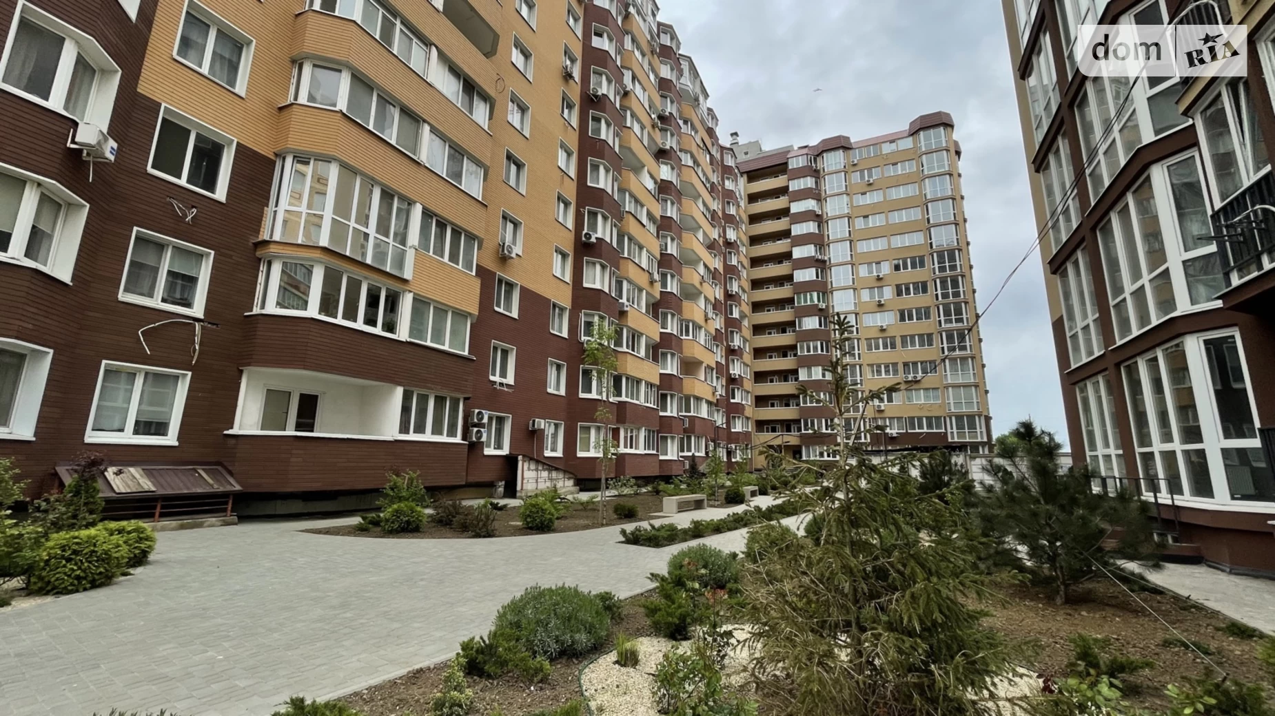 Продается 1-комнатная квартира 32 кв. м в Одессе, ул. Паустовского