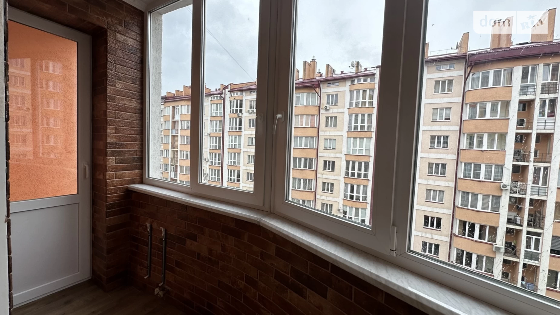 Продается 2-комнатная квартира 67 кв. м в Черновцах, ул. Дмитрия Ковалева(Минина Кузьмы), 2 - фото 4