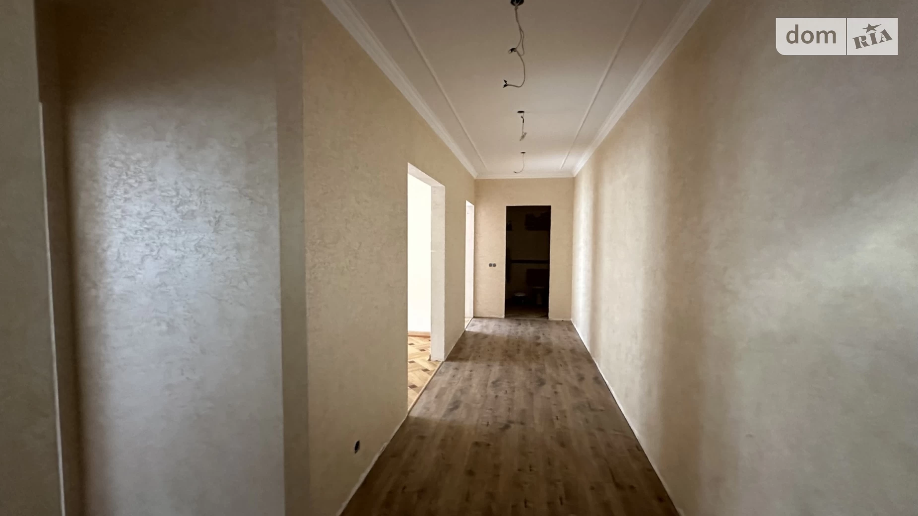 Продается 2-комнатная квартира 67 кв. м в Черновцах, ул. Минина Кузьмы, 2 - фото 5