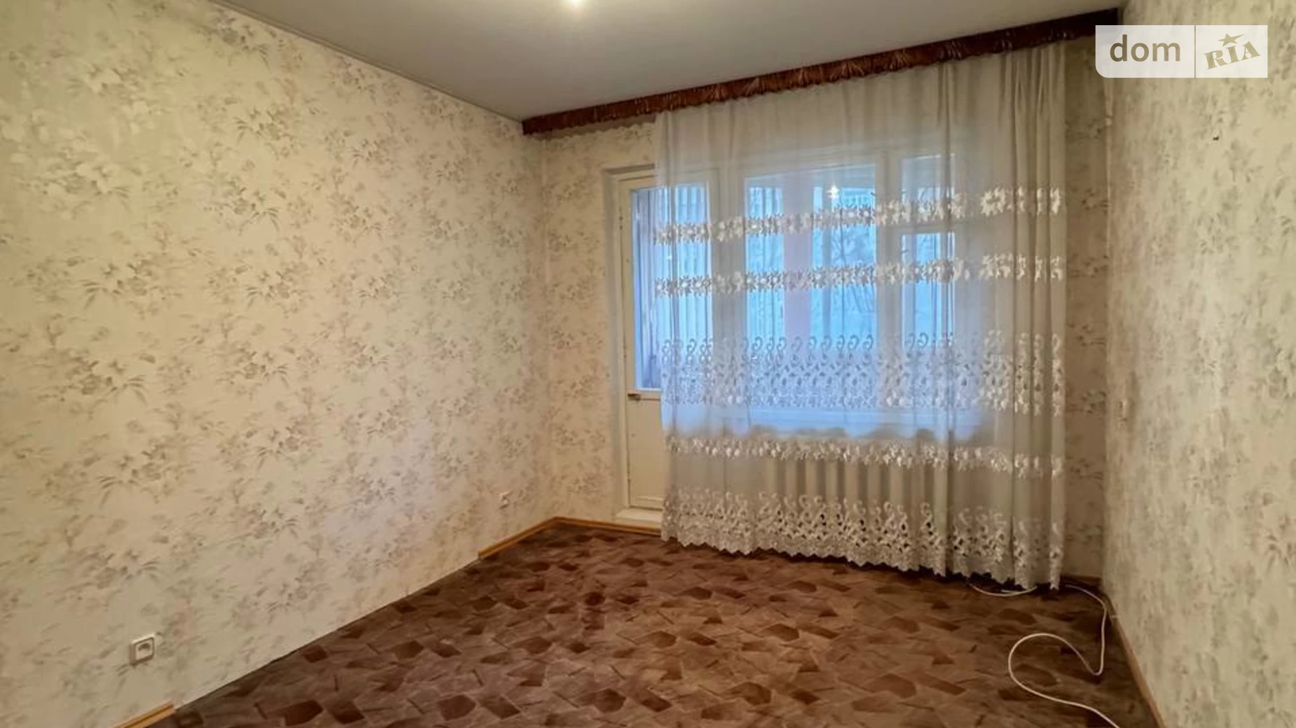Продается 3-комнатная квартира 61 кв. м в Одессе, просп. Добровольского