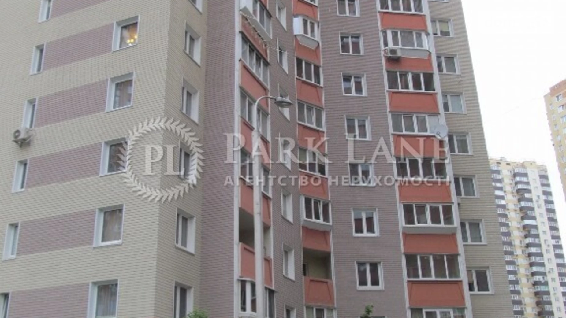 Продается 1-комнатная квартира 64 кв. м в Киеве, ул. Урловская, 34 - фото 2