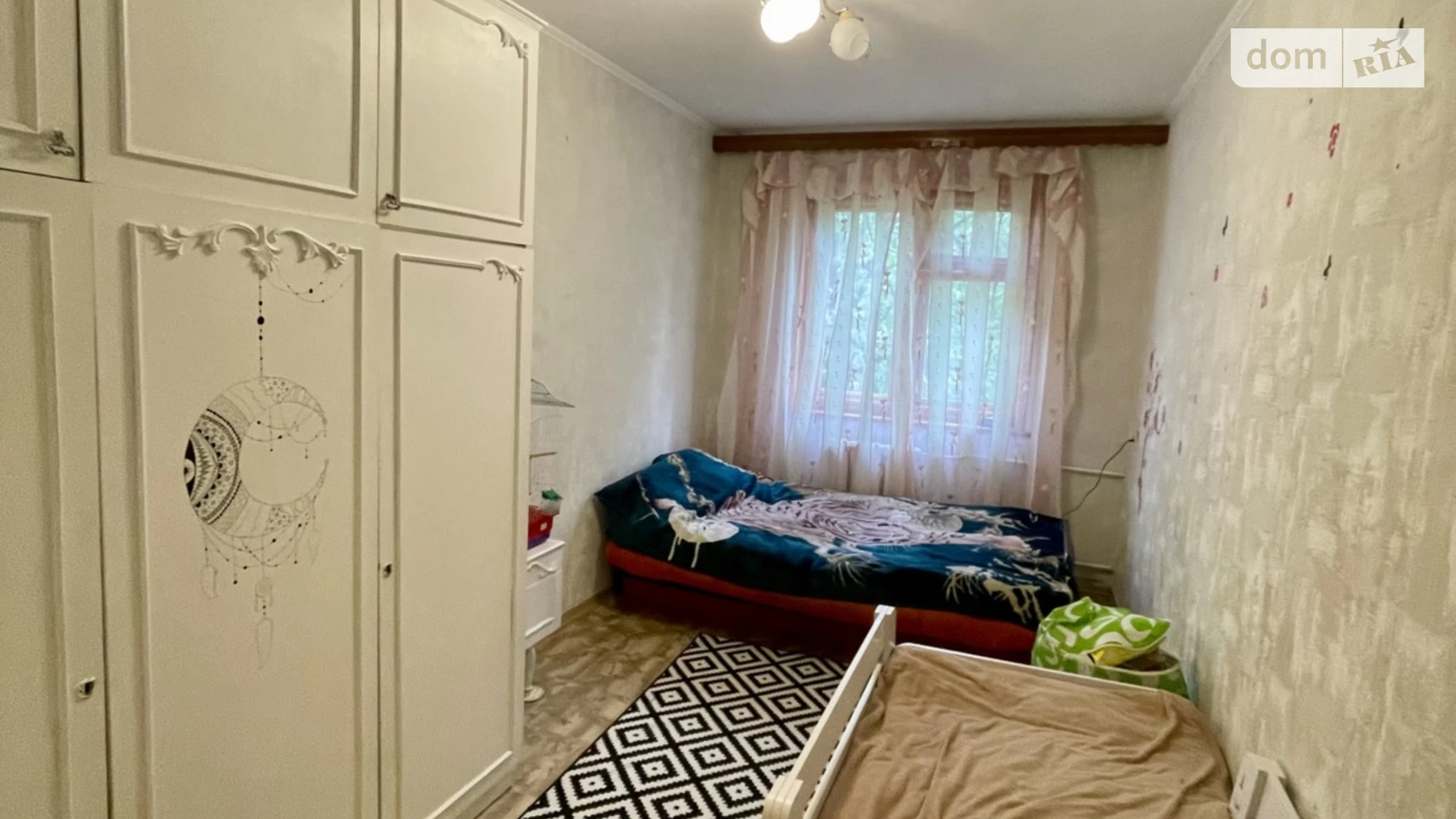 Продается 2-комнатная квартира 50 кв. м в Харькове