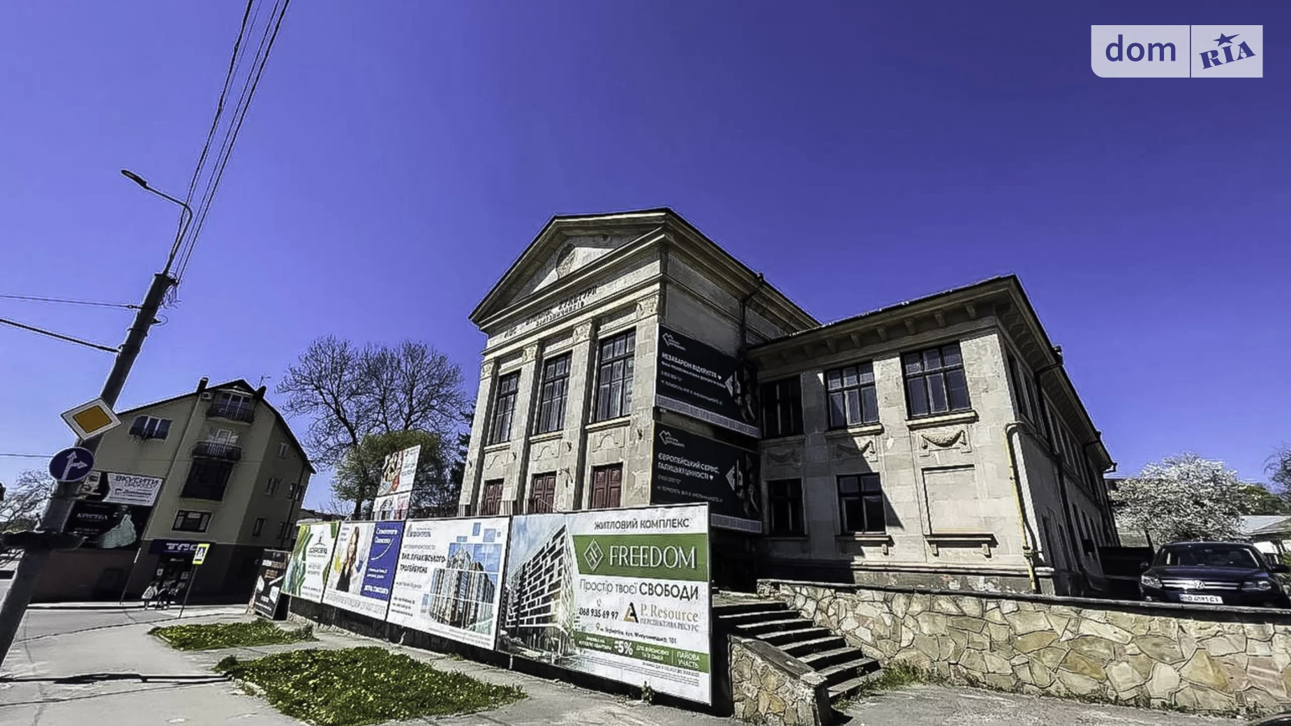 Продается объект сферы услуг 1848 кв. м в 3-этажном здании, цена: 1800000 $ - фото 2