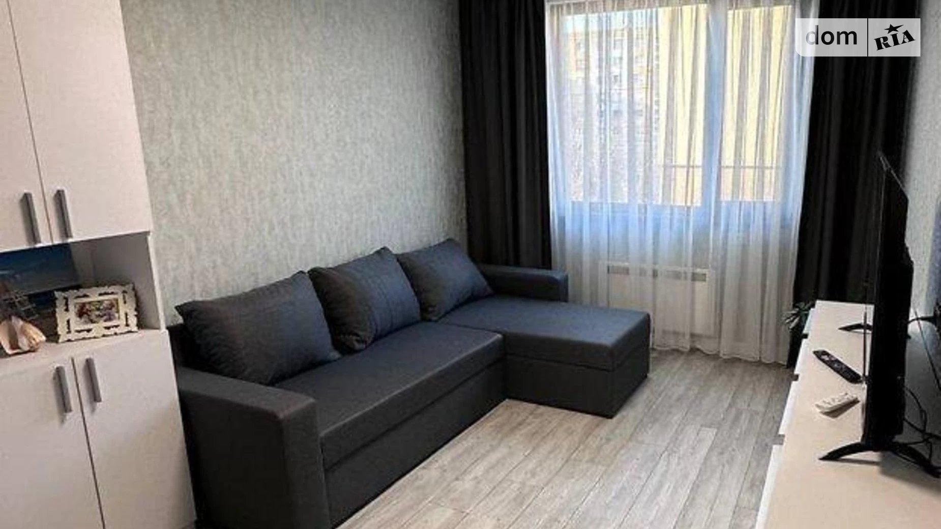Продается 1-комнатная квартира 32 кв. м в Ужгороде, Восьмого Марта, 37